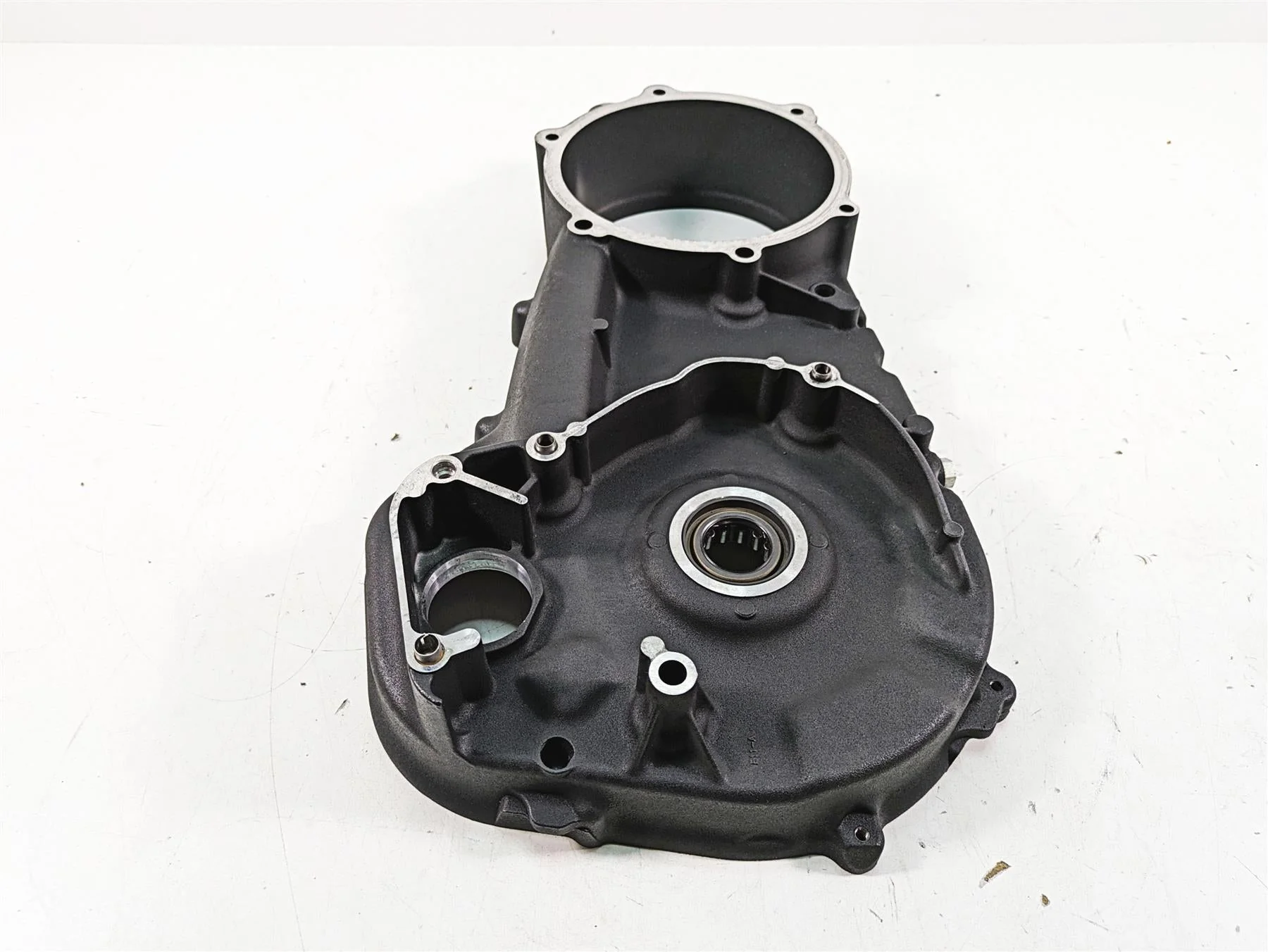 2015 Harley Touring FLHXS Street Glide Inner Primary Drive Clutch Cover 60677-07 - Image 4
