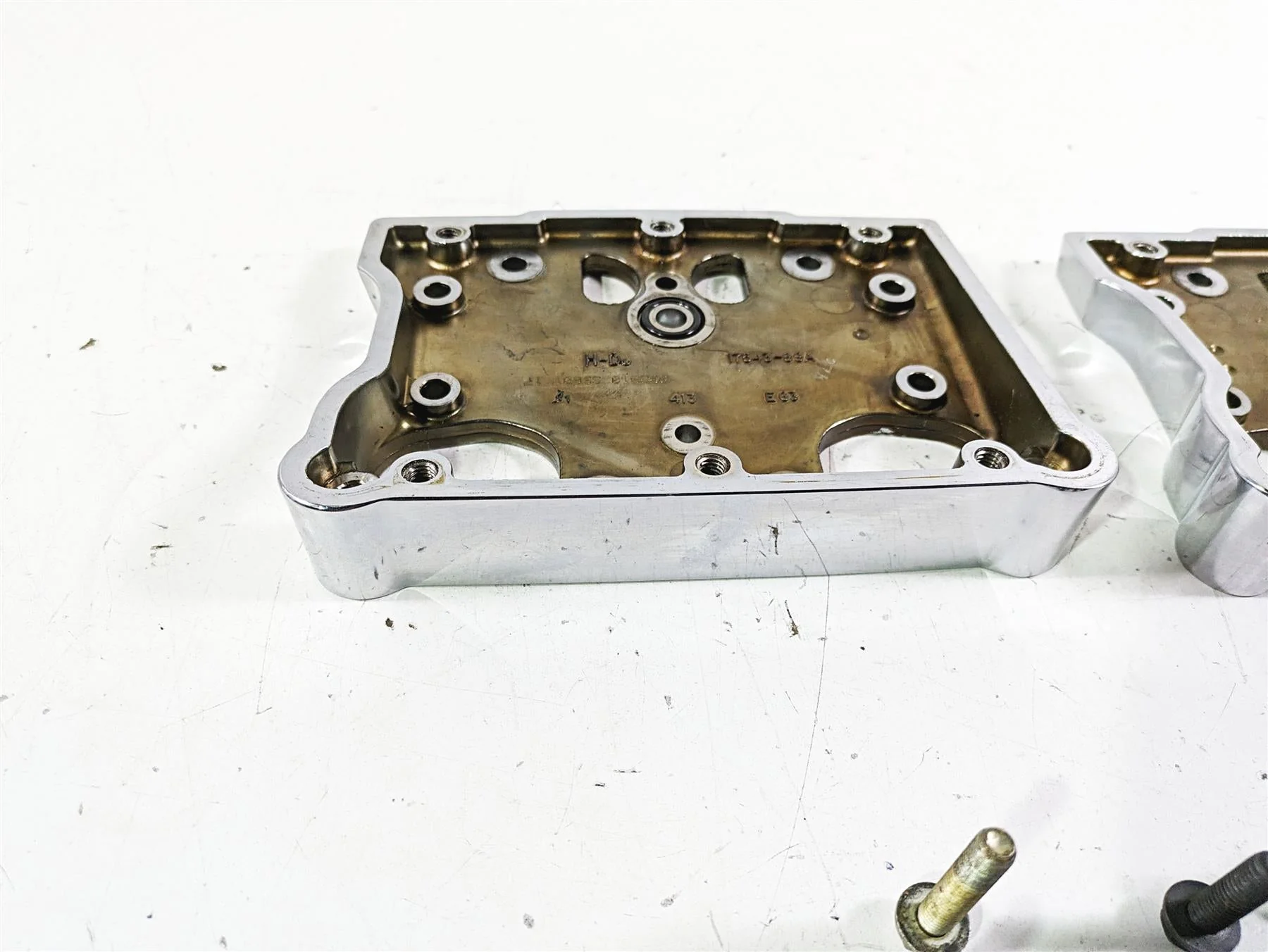 2015 Harley Touring FLHXS Street Glide Lower Rocker Box Housing Set 17573-99A - Image 8