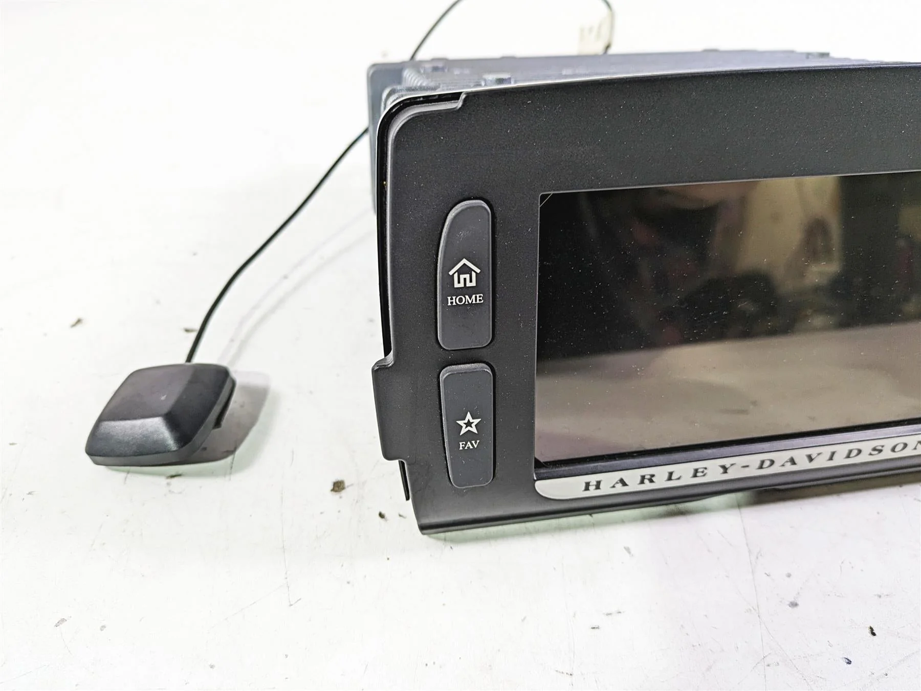 2015 Harley Touring FLHXS Street Glide Radio Media Player Display 76000076 - Image 8