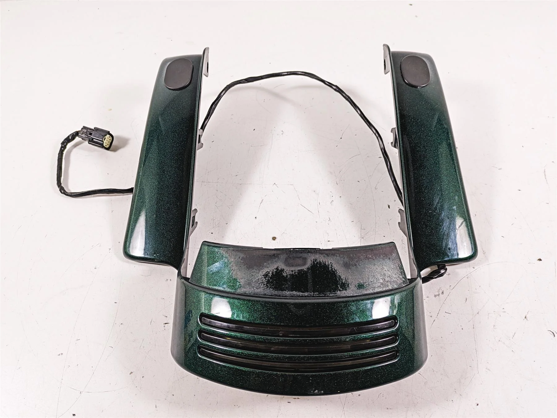 2015 Harley Touring FLHXS Street Glide Rear Fender Fascia Wing Cover 59739-09