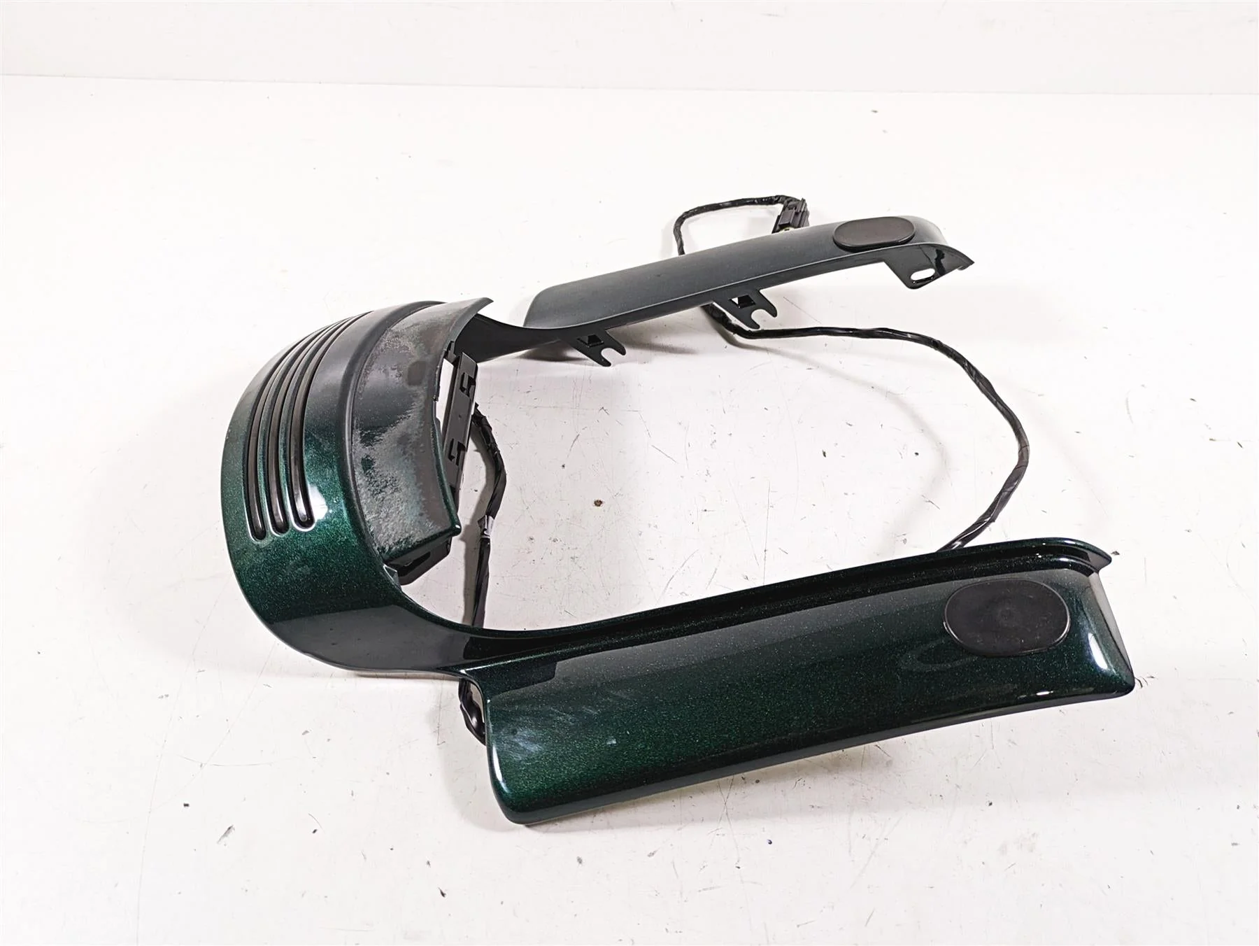 2015 Harley Touring FLHXS Street Glide Rear Fender Fascia Wing Cover 59739-09 - Image 2