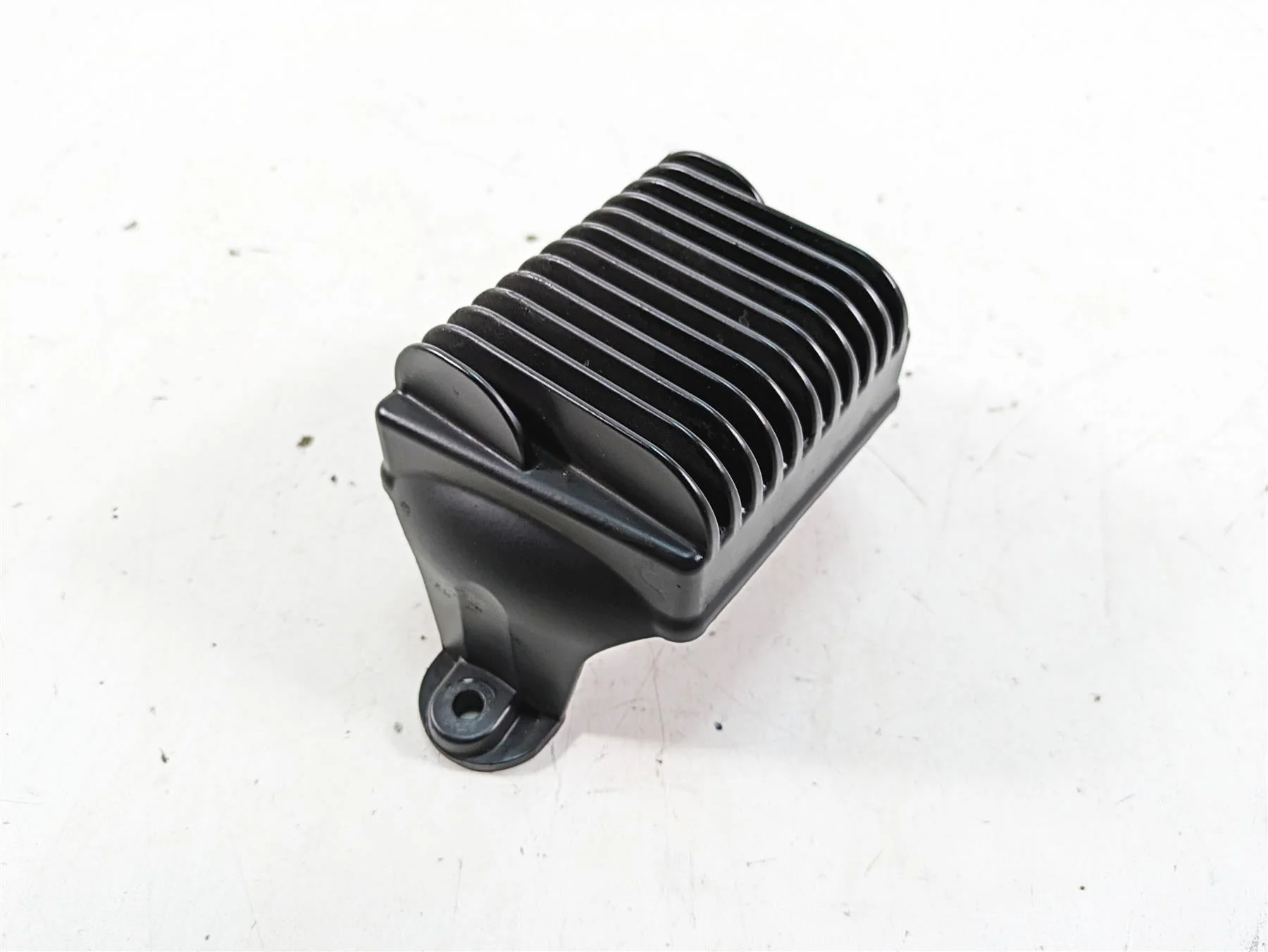 2015 Harley Touring FLHXS Street Glide Rectifier Voltage Regulator 74505-09A - Image 10