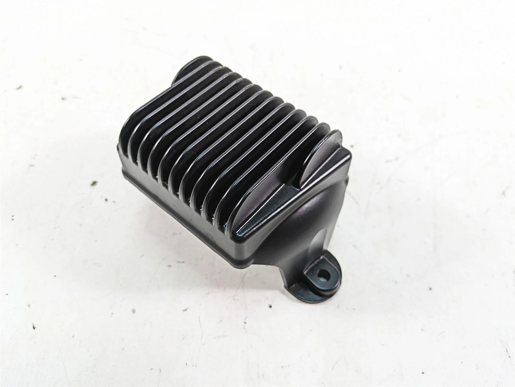 2015 Harley Touring FLHXS Street Glide Rectifier Voltage Regulator 74505-09A - Image 11