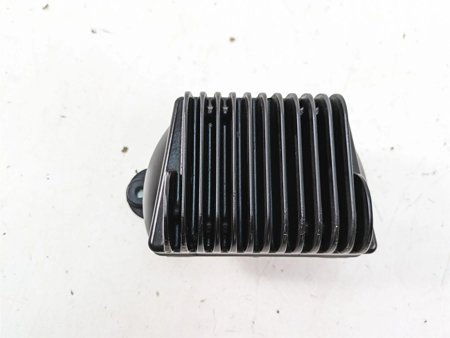 2015 Harley Touring FLHXS Street Glide Rectifier Voltage Regulator 74505-09A - Image 5