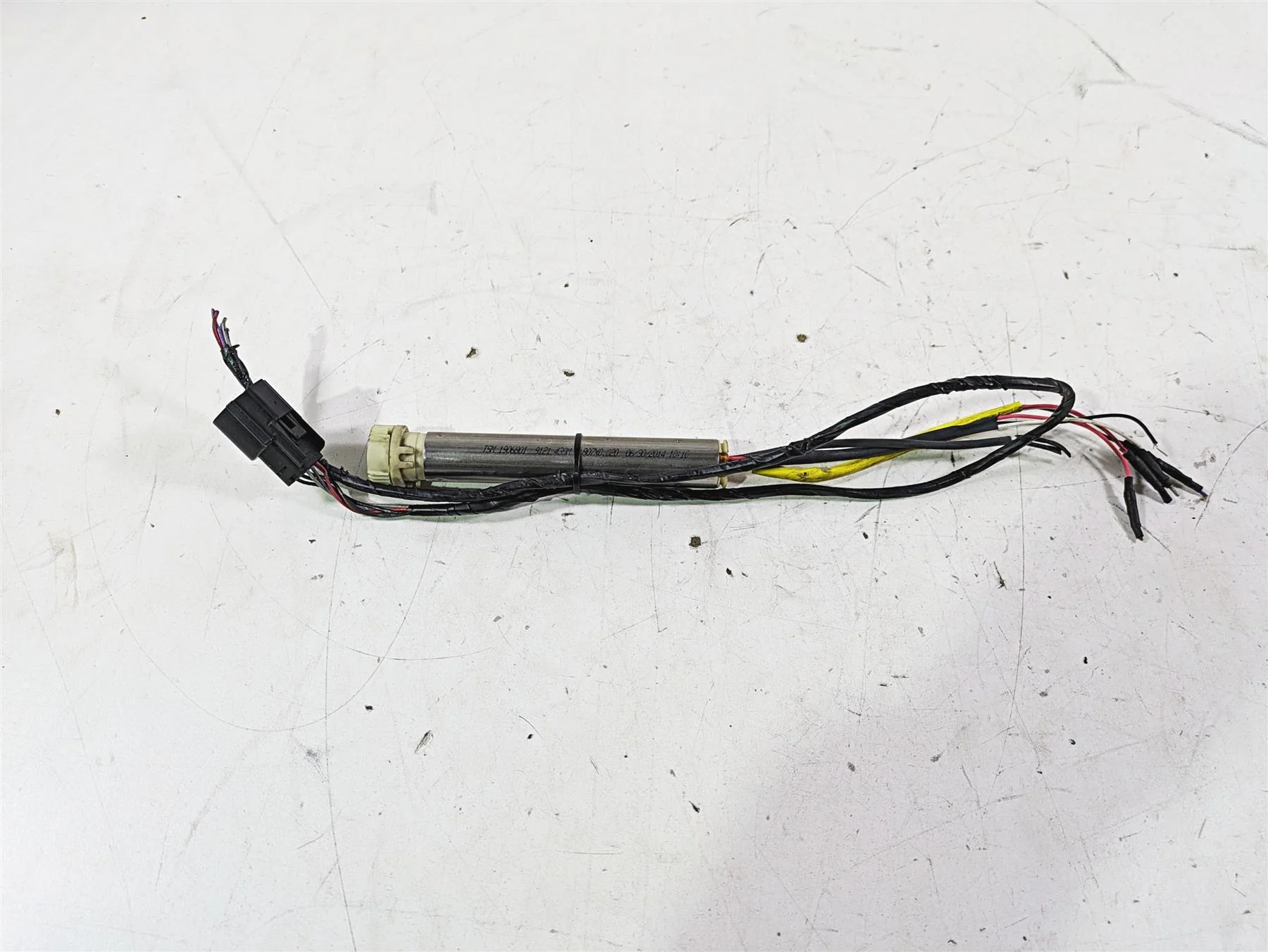 2015 Harley Touring FLHXS Street Glide Ride By Wire Sensor - Read 32305-08B