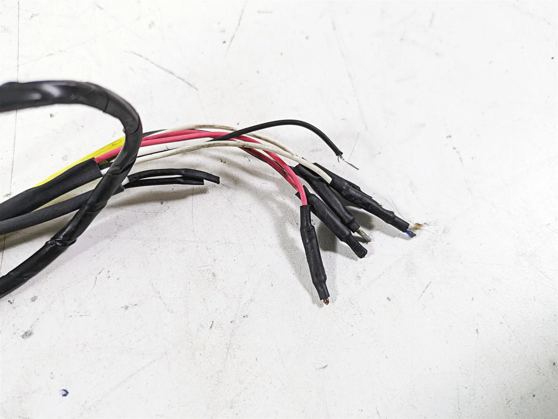 2015 Harley Touring FLHXS Street Glide Ride By Wire Sensor - Read 32305-08B - Image 6