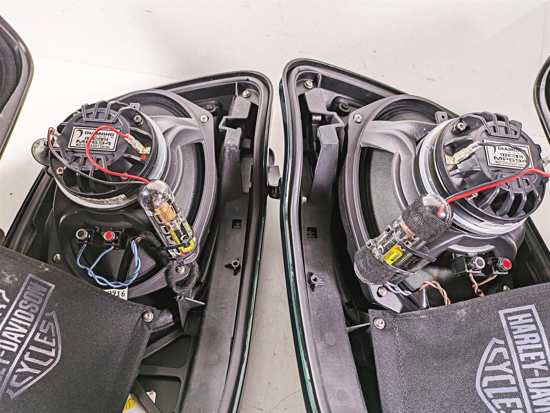 2015 Harley Touring FLHXS Street Glide Saddlebag Boom Audio Speaker Set 90200412 - Image 10
