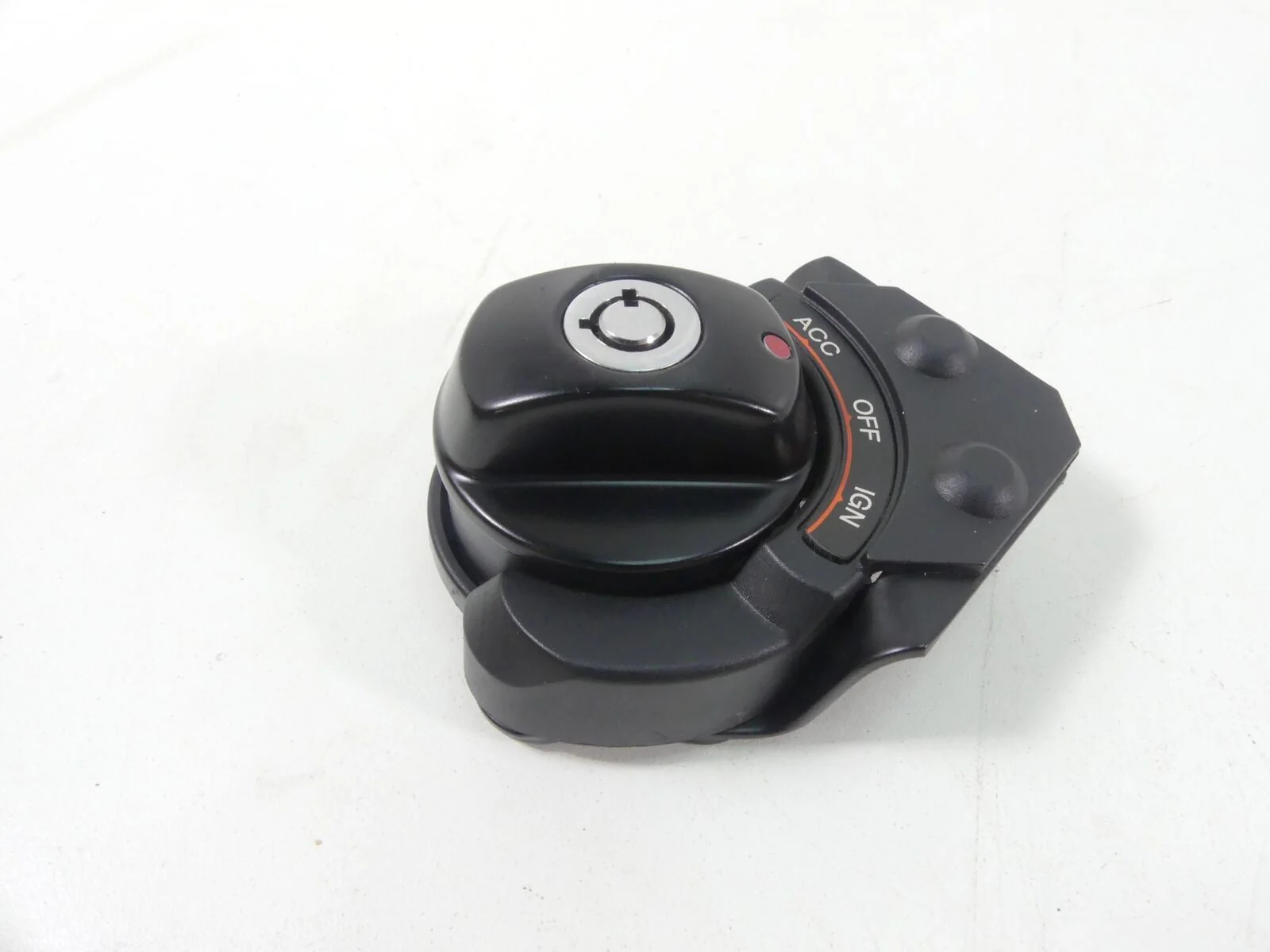 2015 Harley VRSCF Muscle V-Rod Ignition Switch Unlocked - Vin 71400075 - Image 3
