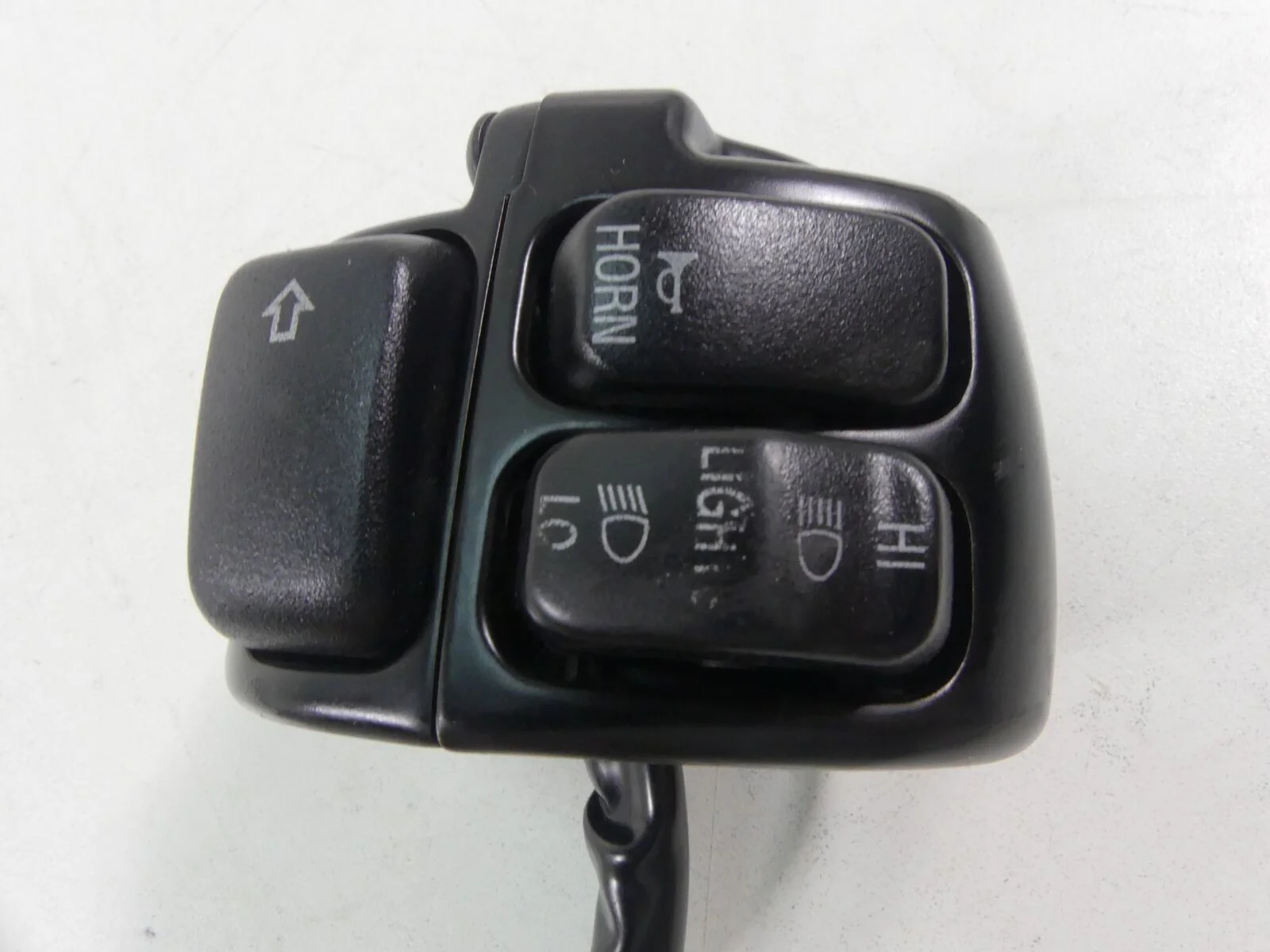 2015 Harley VRSCF Muscle V-Rod Left Control Switch Blinker Lights -Read 71682-06 - Image 8