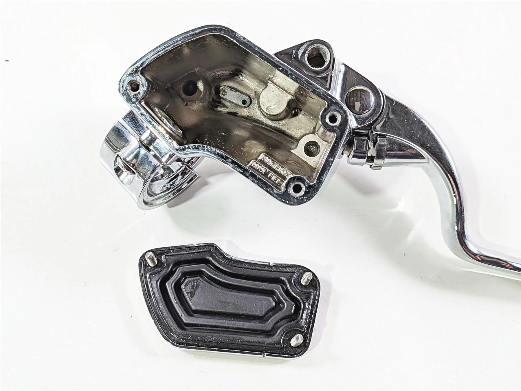 2015 Indian Chieftain Chrome Front Brake Master Cylinder - Read 2205707 2206239 - Image 10