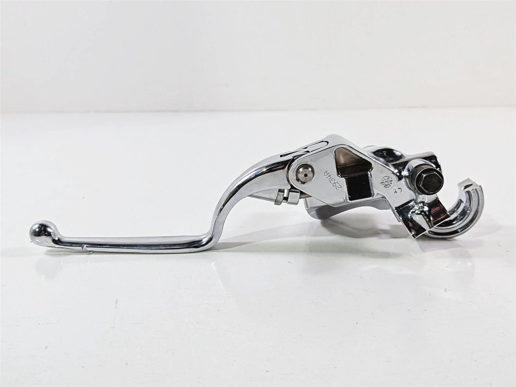 2015 Indian Chieftain Chrome Front Brake Master Cylinder - Read 2205707 2206239 - Image 8