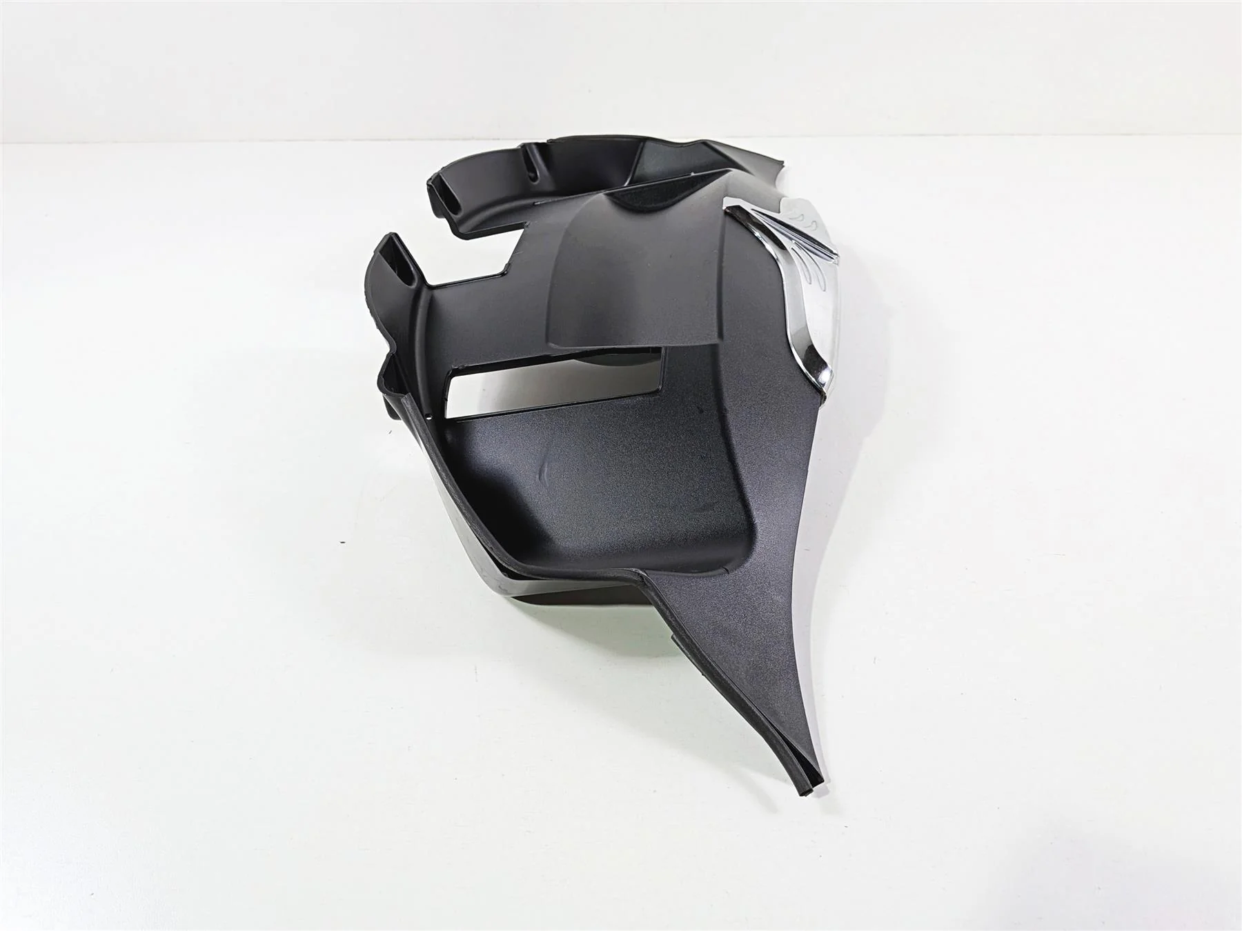 2015 Indian Chieftain Front Visor Fairing Trim Cover 5451167 - Image 5
