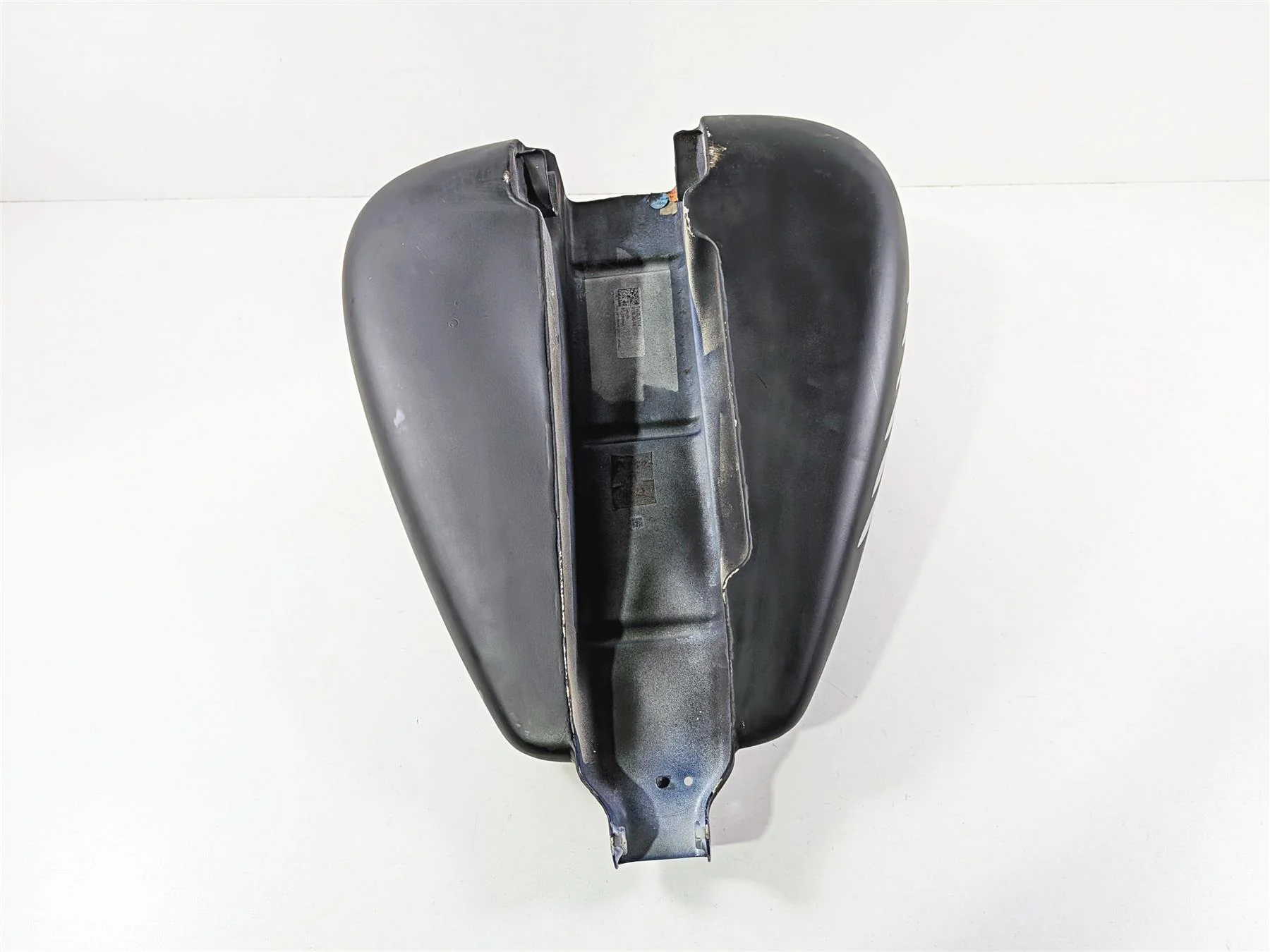 2015 Indian Chieftain Gas Fuel Petrol Tank Reservoir - No Dent 1018972 1021997 - Image 8
