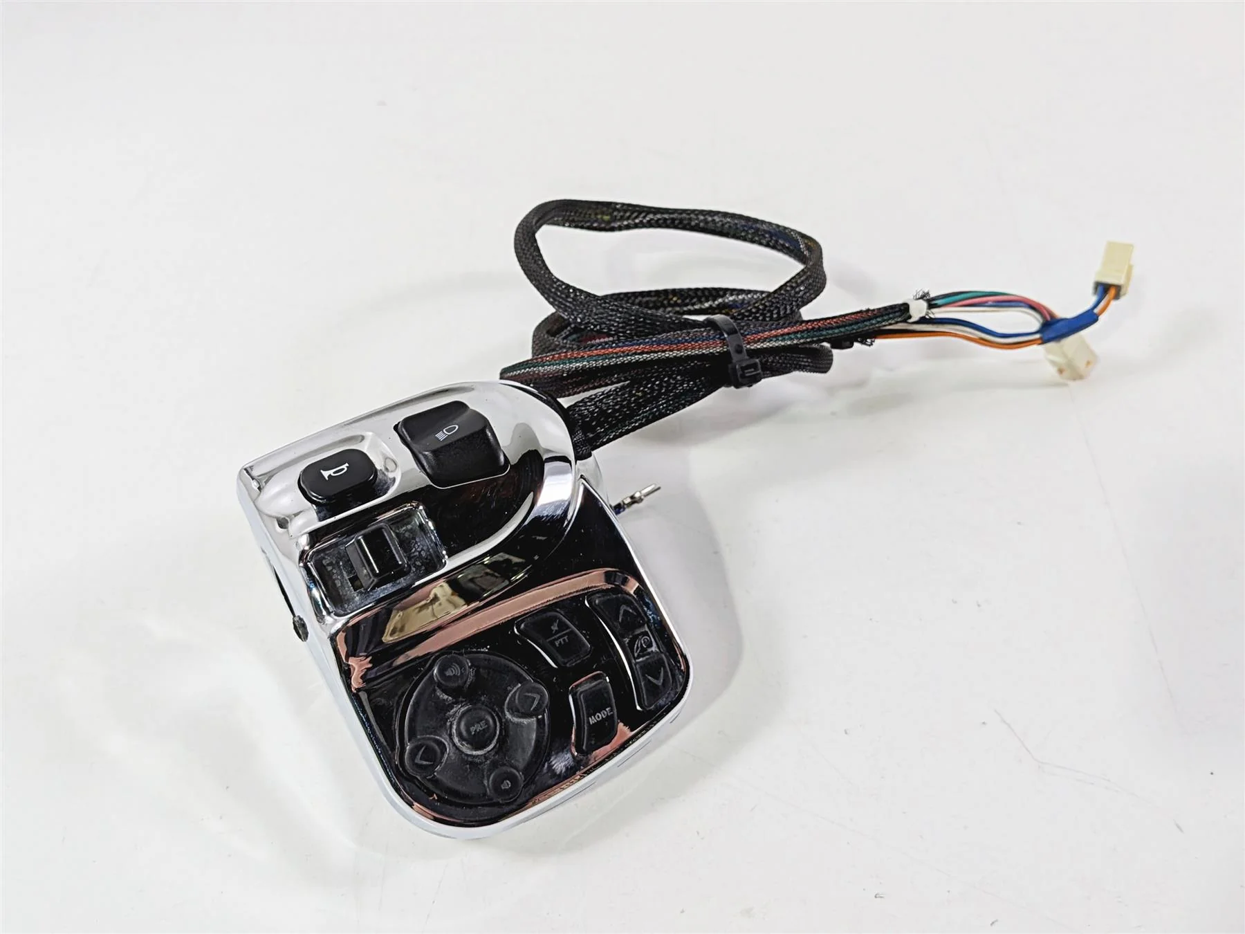 2015 Indian Chieftain Left Hand Chrome Turn Signal Control Switch 4015197 - Image 14
