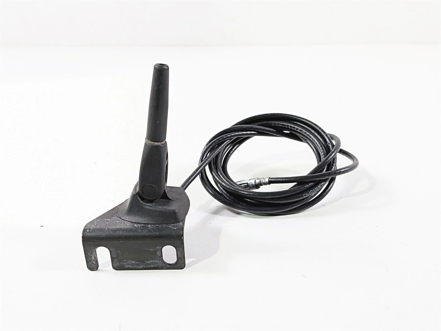 2015 Indian Chieftain Radio Antenna & Mount 4012213H 4012213 - Image 14