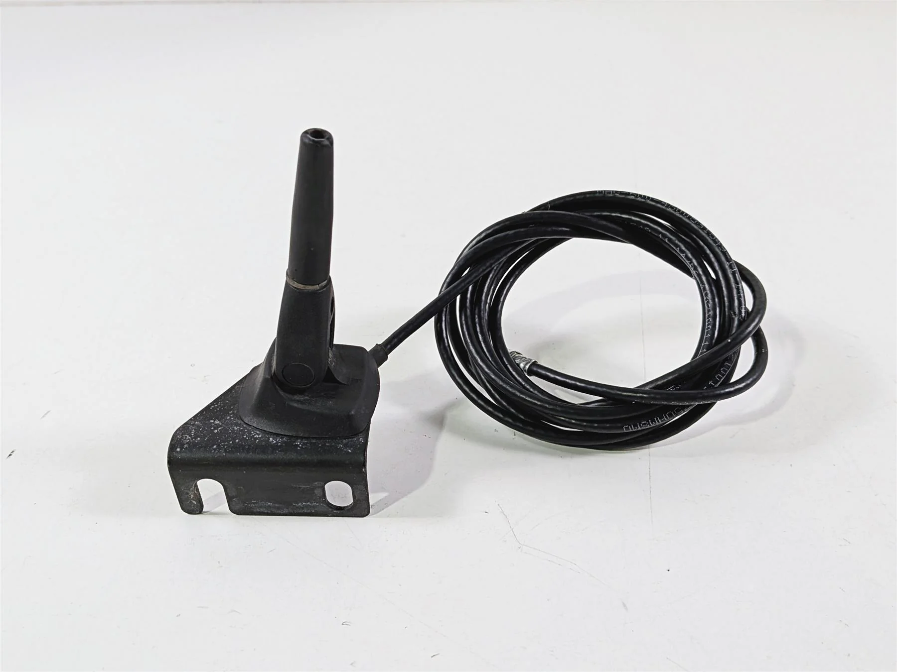 2015 Indian Chieftain Radio Antenna & Mount 4012213H 4012213 - Image 5
