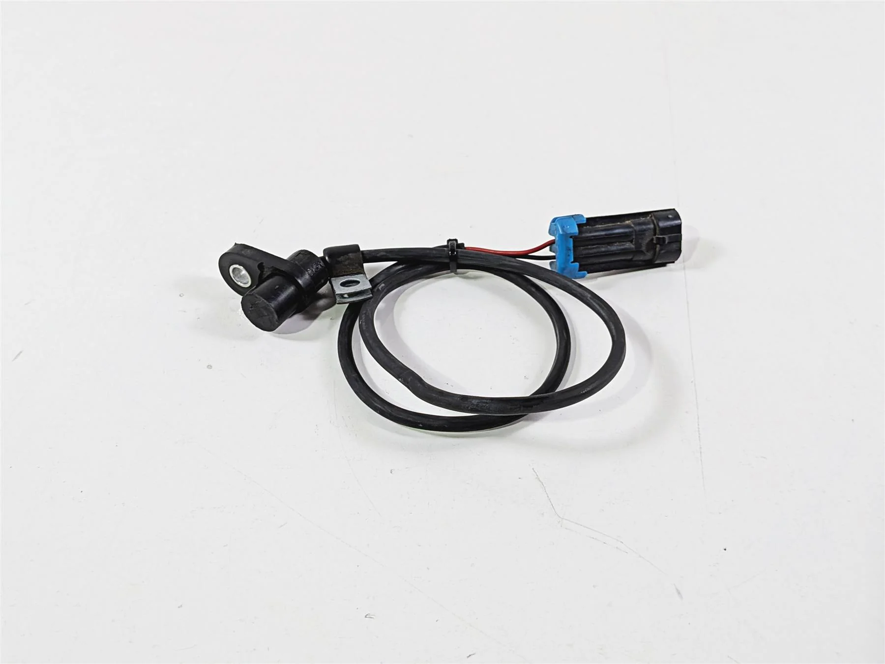 2015 Indian Chieftain Rear Abs Wheel Speed Sensor 4014216 - Image 2