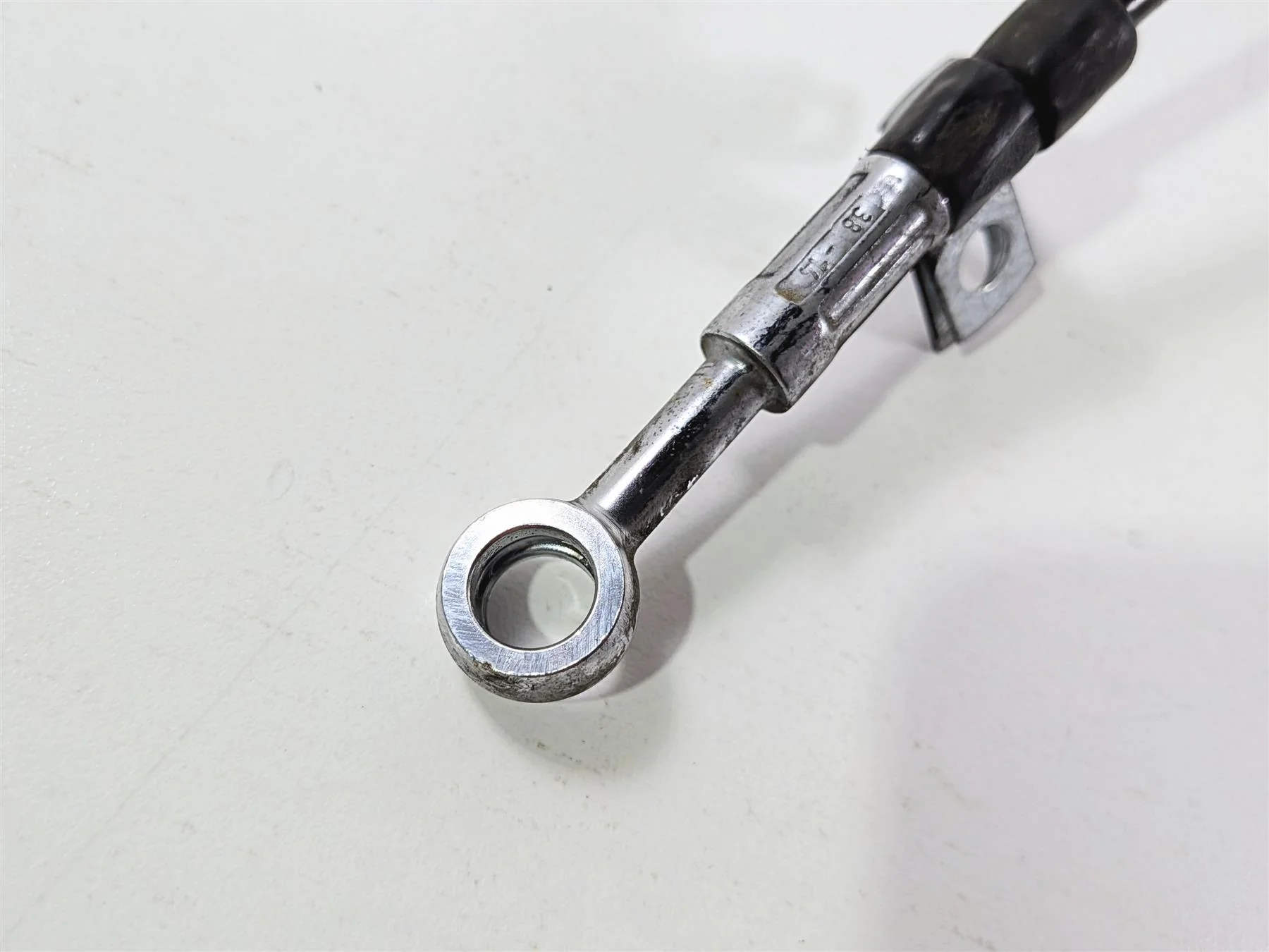 2015 Indian Chieftain Rear Brake Caliper Line 1912037 - Image 8