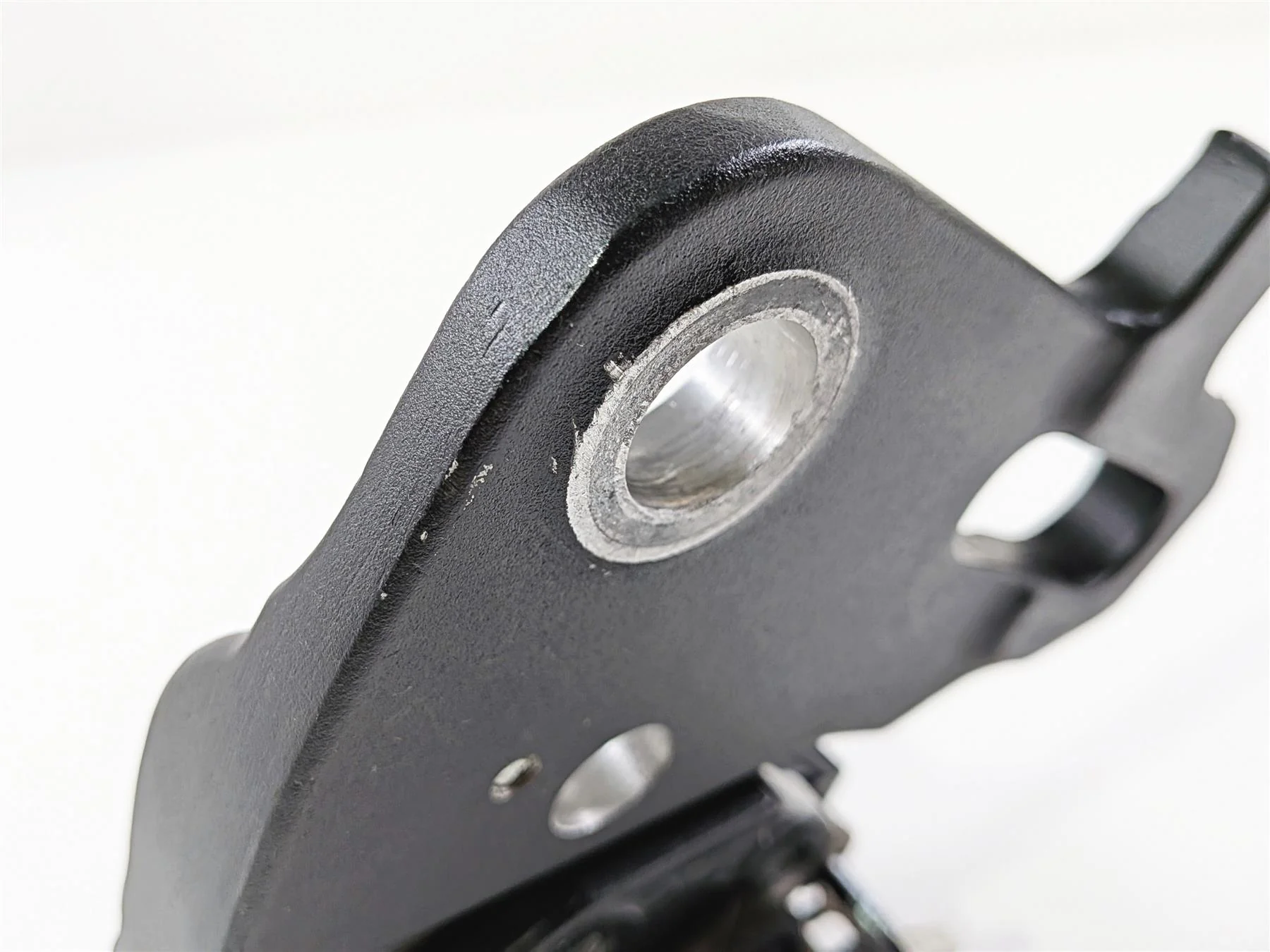 2015 Indian Chieftain Rear Nissin Brake Caliper + Bracket 1912006 - Image 10