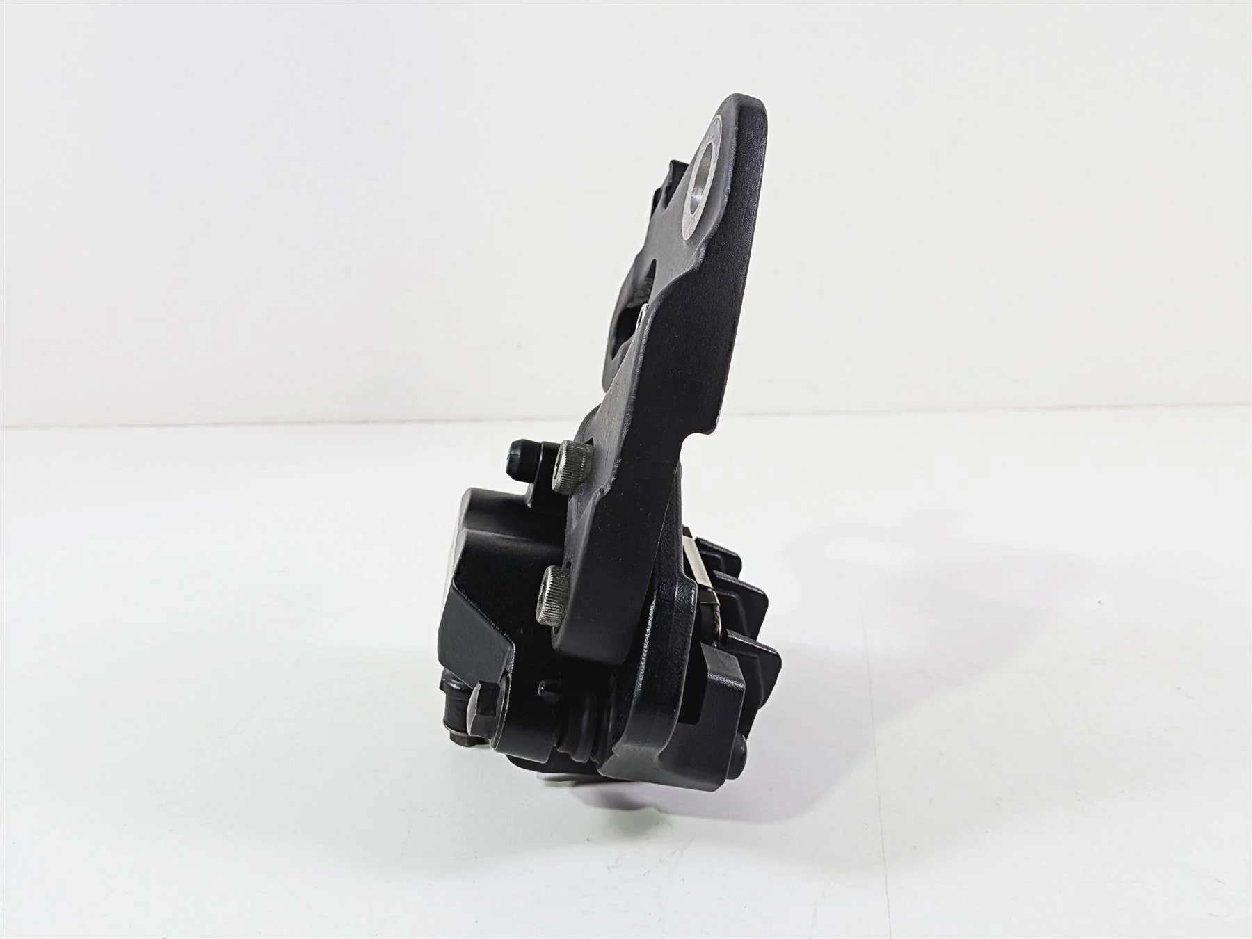 2015 Indian Chieftain Rear Nissin Brake Caliper + Bracket 1912006 - Image 5