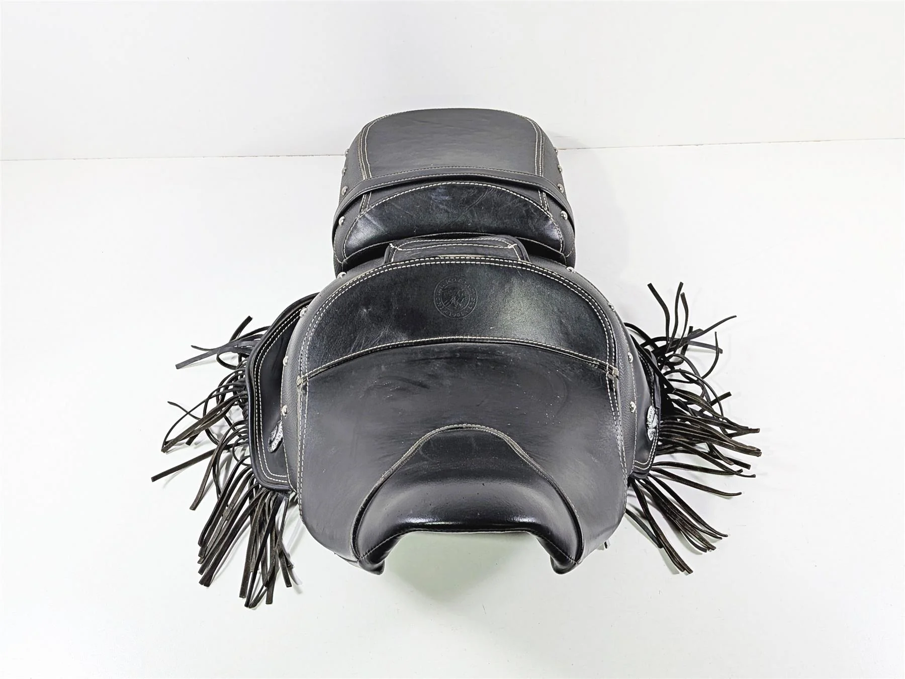 2015 Indian Chieftain Studded Front Driver Rider Seat Set 2205996 - Image 6