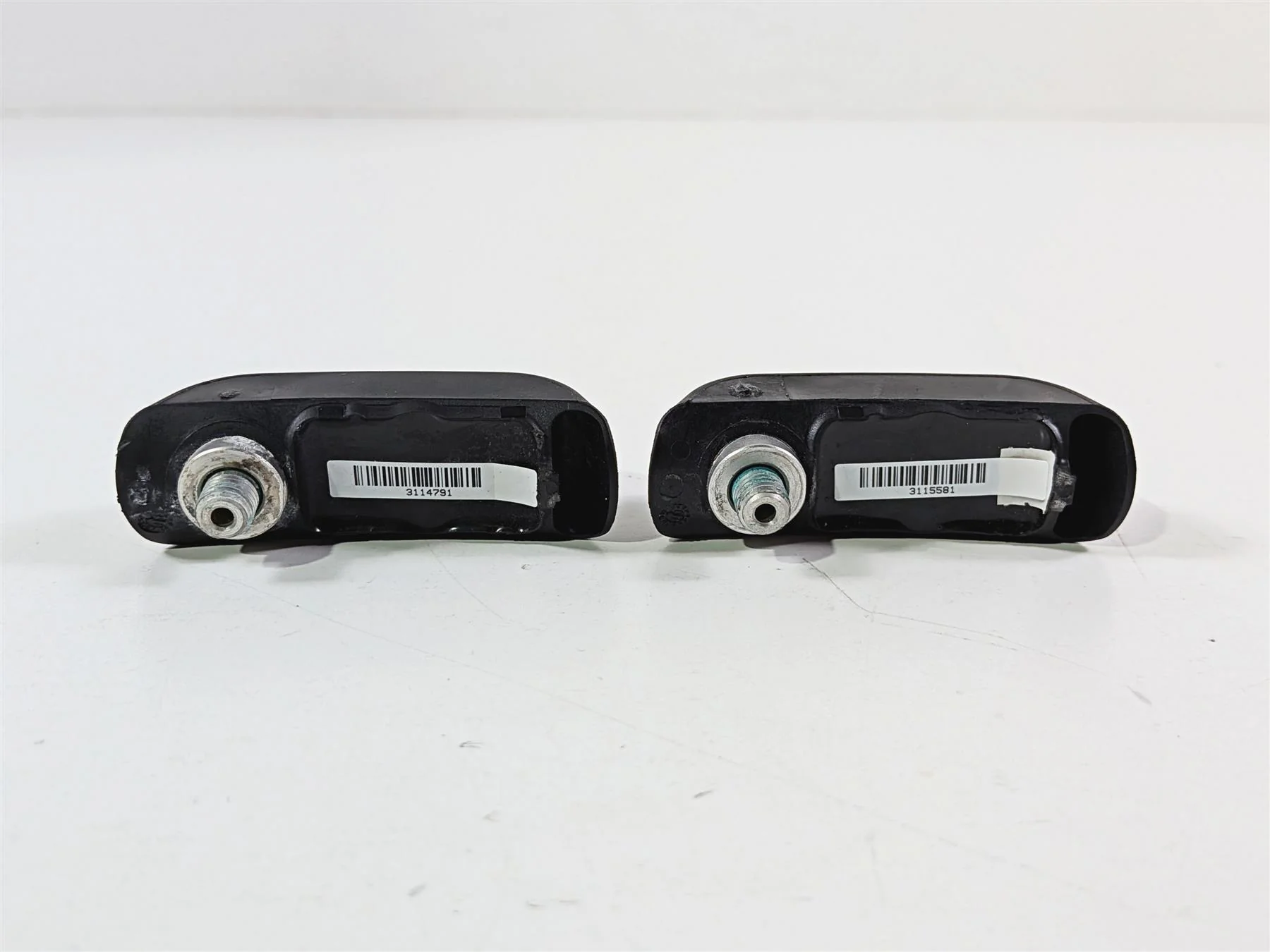 2015 Indian Chieftain Tire Pressure Sensor Set 2412417 2208712 - Image 4