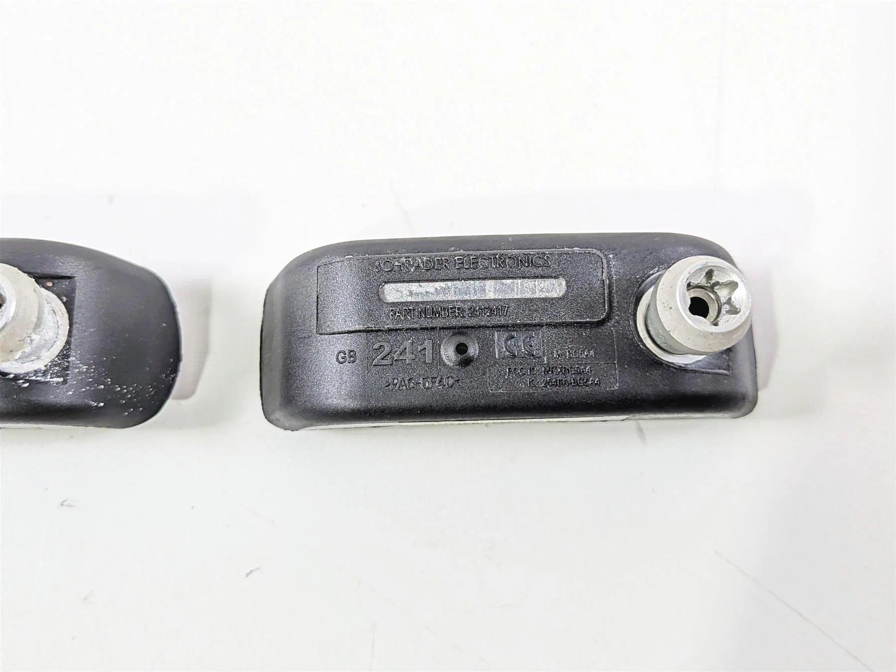 2015 Indian Chieftain Tire Pressure Sensor Set 2412417 2208712 - Image 8