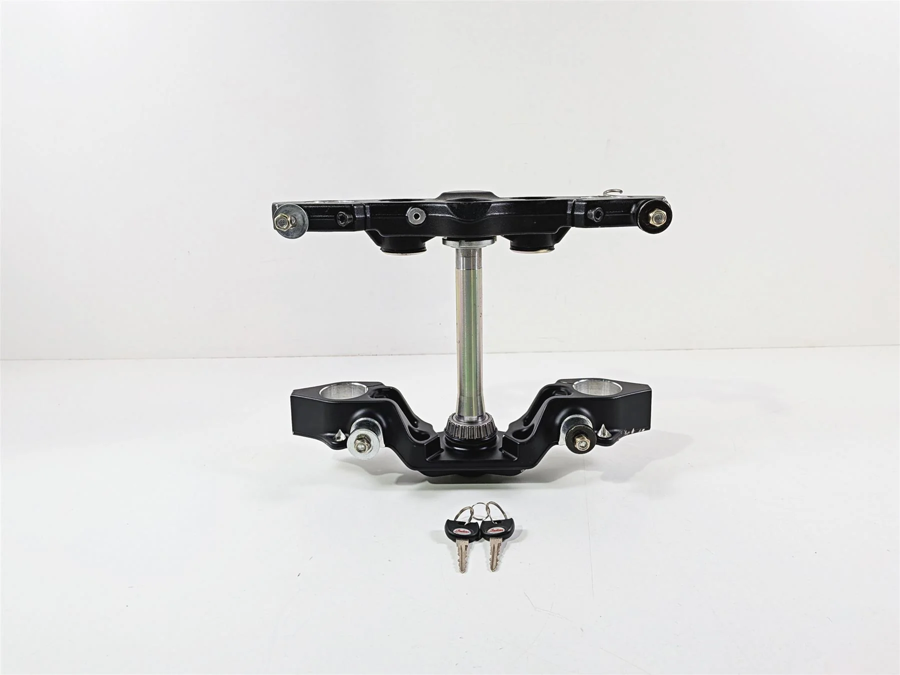 2015 Indian Chieftain Upper & Lower Triple Tree + Lock & Key Set - Read 1824619 - Image 2