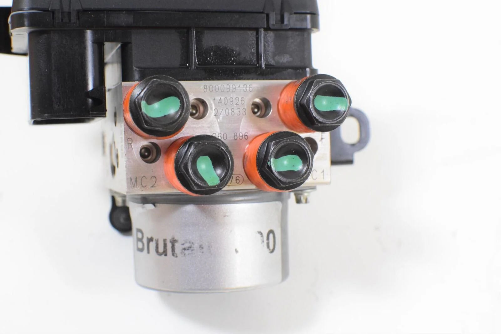 2015 MV Agusta B3 Brutale 800 ABS Module Pressure Pump & Cover 3K Only 8000B9136 - Image 7