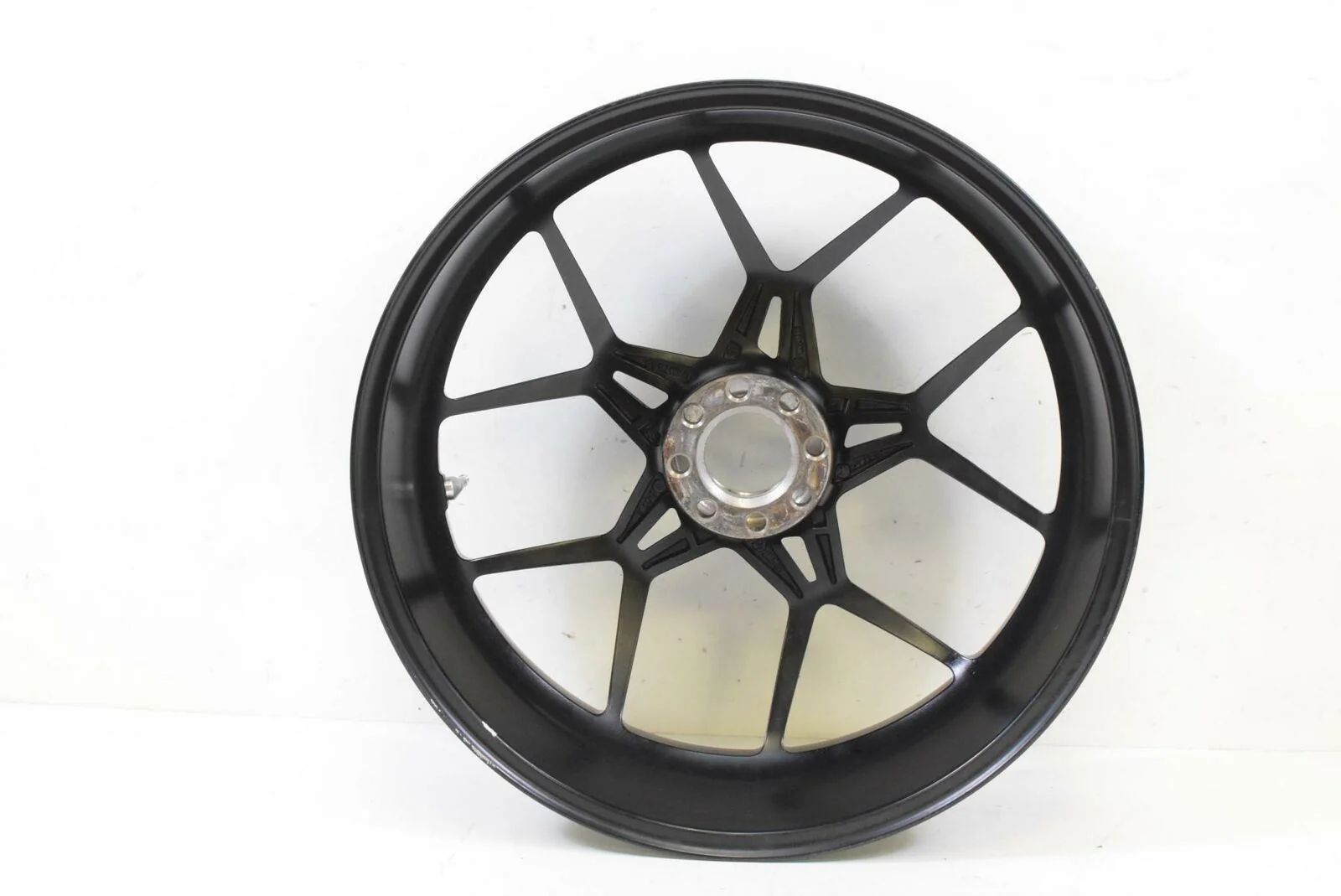 2015 MV Agusta B3 Brutale 800  Rear Straight Wheel Rim 17x5.5 8000B8336 - Image 4