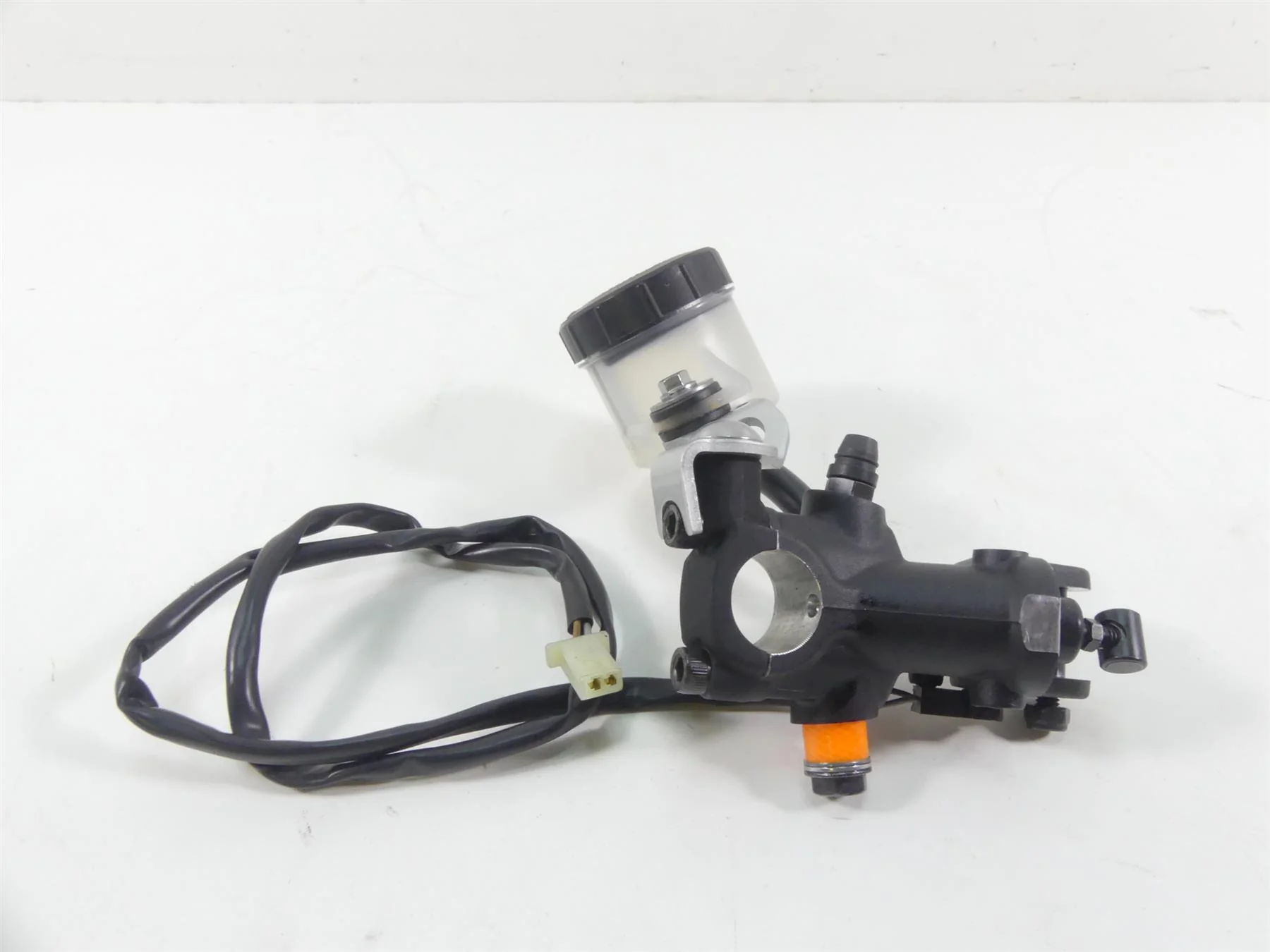 2015 Triumph 1050 Speed Triple R Front Brembo Radial Brake Master Cylin T2024850