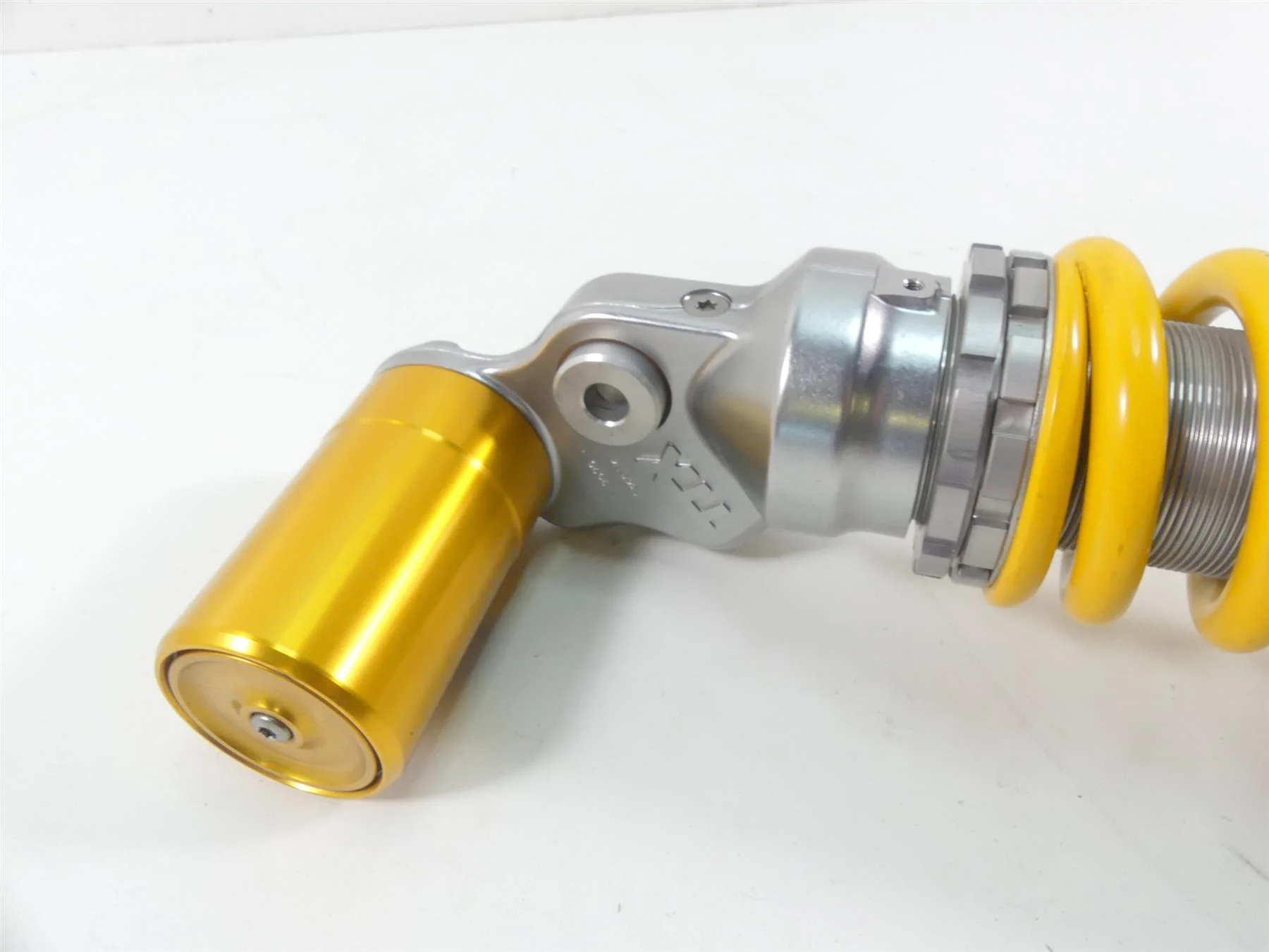 2015 Triumph 1050 Speed Triple R Rear Ohlins TTX Damper Shock T2050156 - Image 6