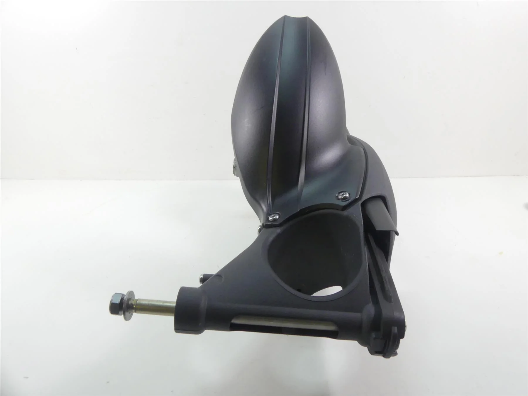 2015 Triumph 1050 Speed Triple R Rear Swingarm & Axle Set T2050897 T2012432 - Image 5