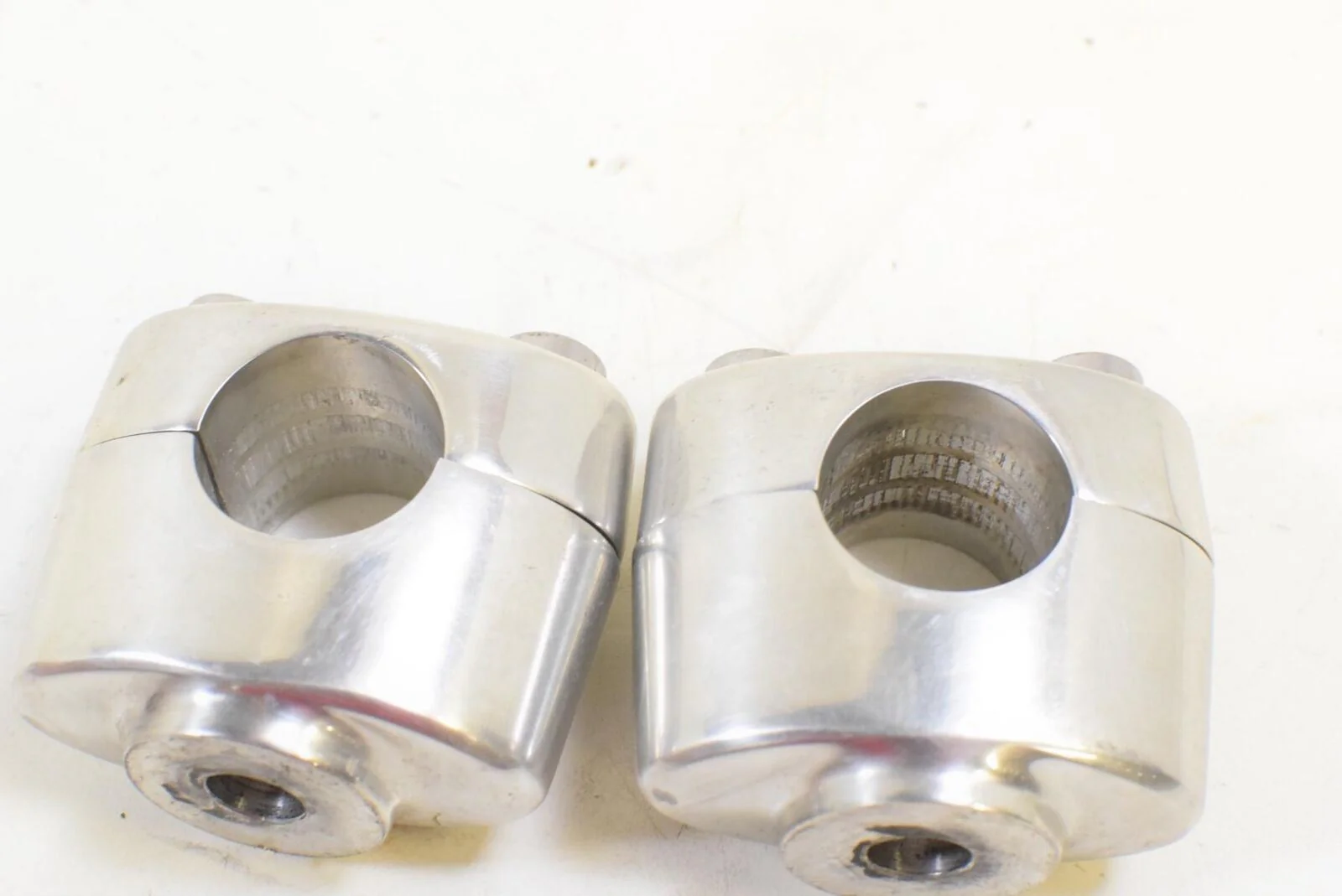 2015 Triumph Rocket III 3 Touring ABS Handlebar Handle Bar Risers SET T2046714 - Image 9