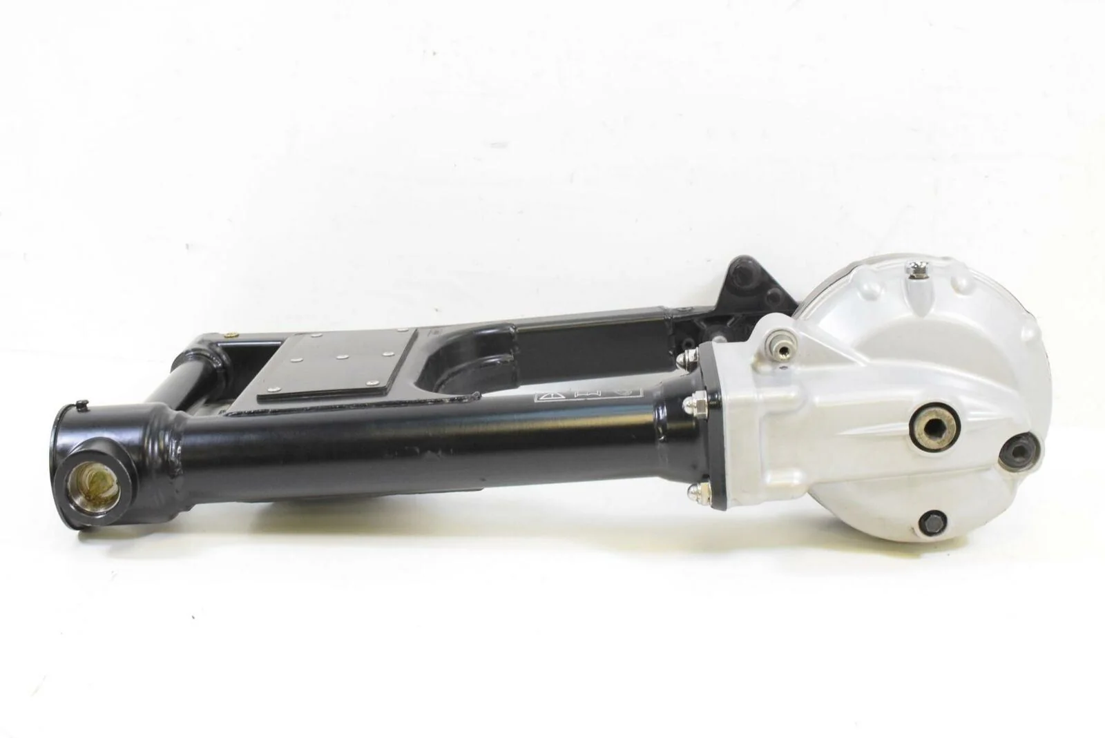 2015 Triumph Rocket III Touring ABS Swingarm Differential Drive Shaft T1270700 - Image 2