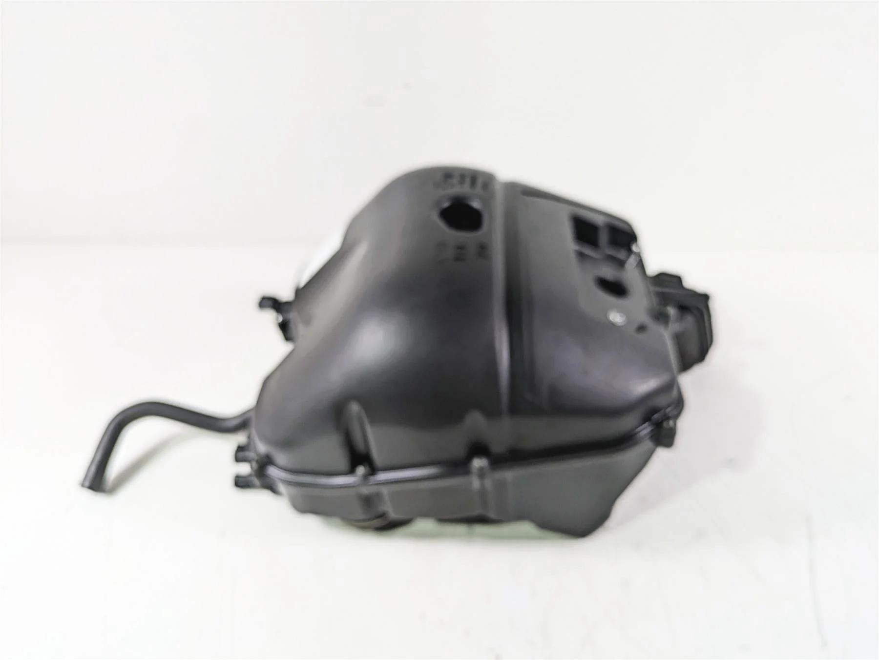 2015 Triumph Tiger Explorer XC Air Box Cleaner & Tubes Set T2209550 - Image 5