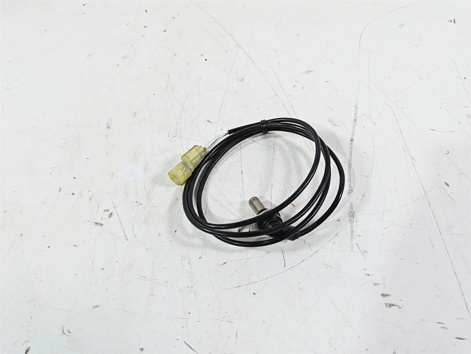 2015 Triumph Tiger Explorer XC Front Abs Brake Wheel Speed Sensor T2024446