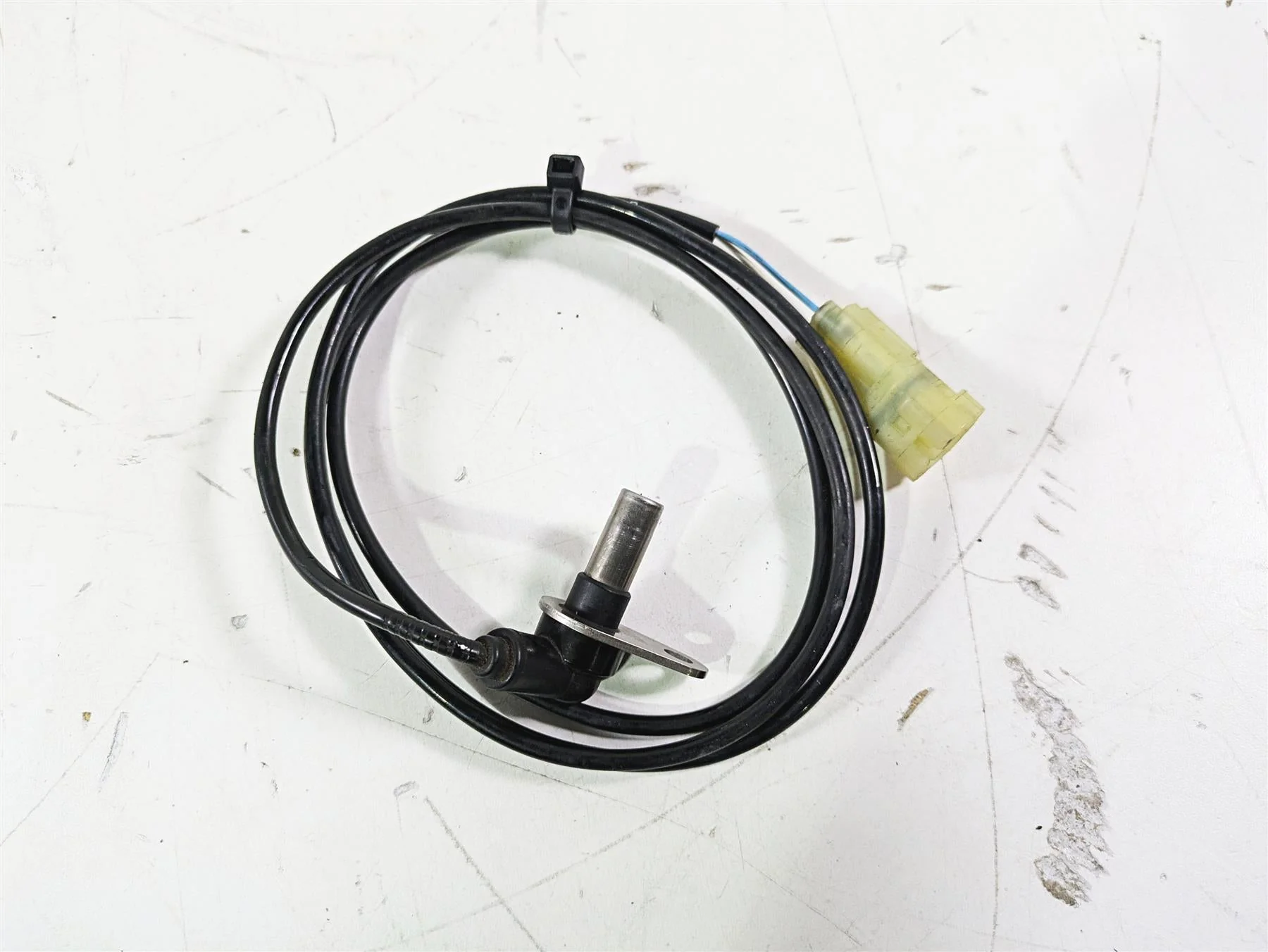 2015 Triumph Tiger Explorer XC Front Abs Brake Wheel Speed Sensor T2024446 - Image 8