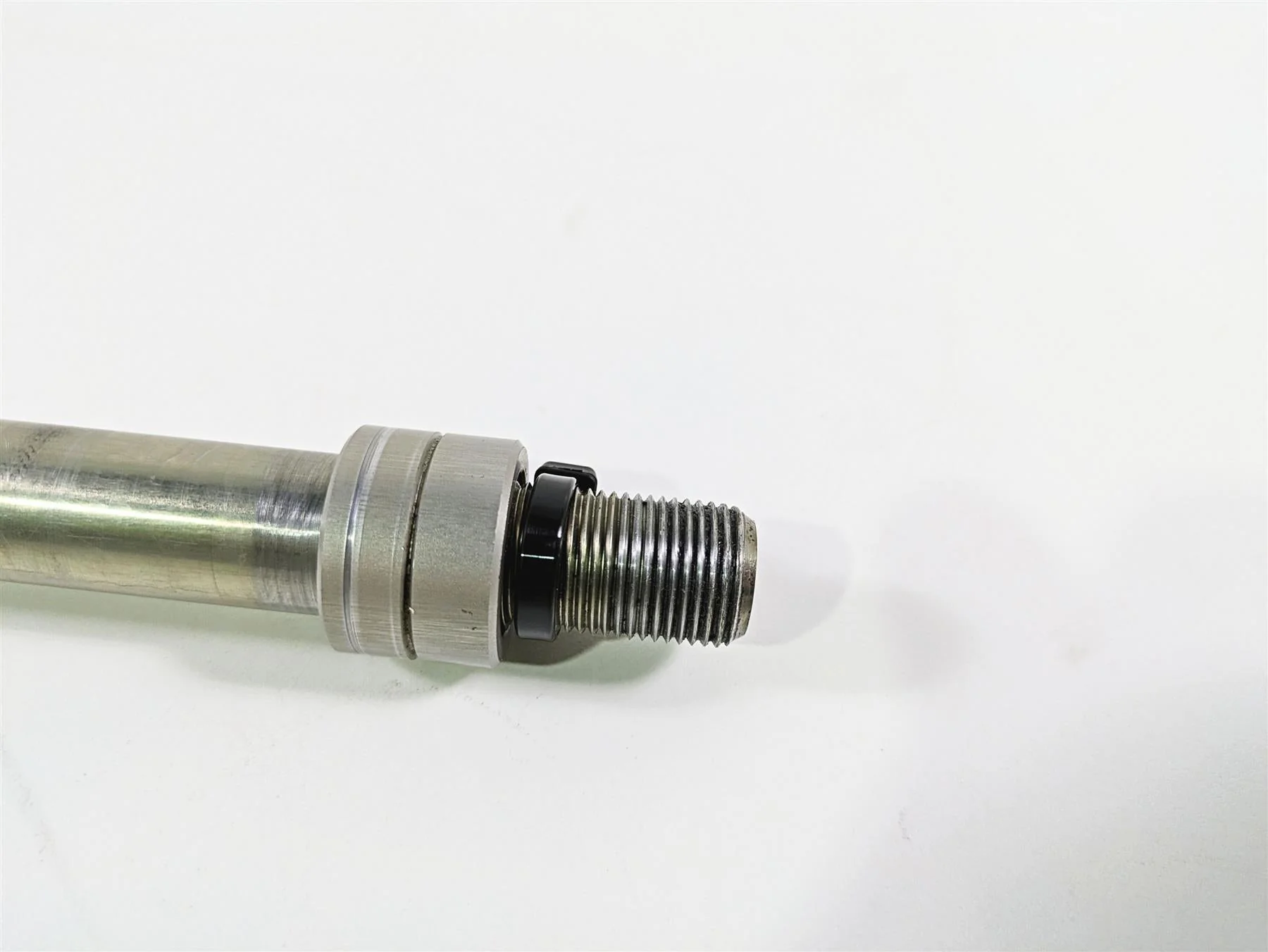 2015 Triumph Tiger Explorer XC Front Wheel Spindle Axle T2000700 - Image 6