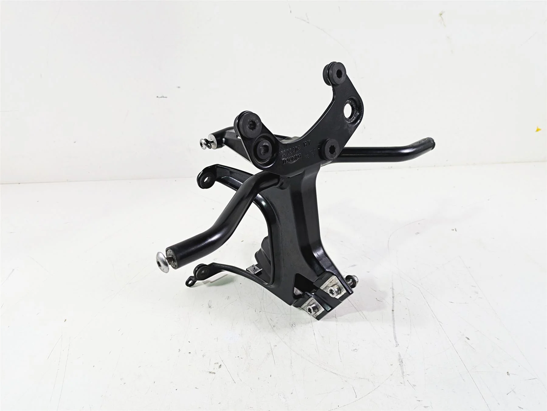 2015 Triumph Tiger Explorer XC Gauges Cockpit Stay Holder T2303404 - Image 12
