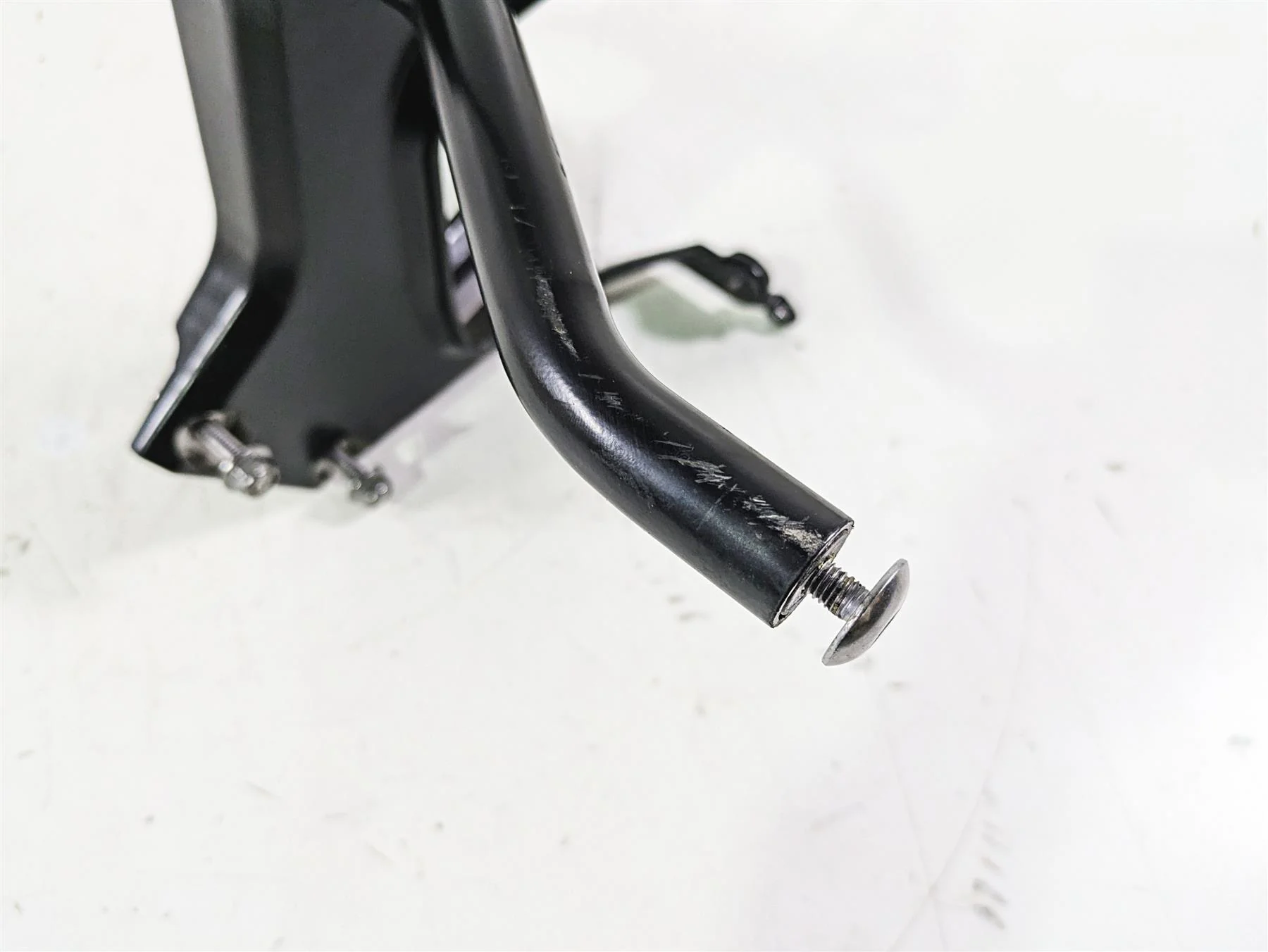 2015 Triumph Tiger Explorer XC Gauges Cockpit Stay Holder T2303404 - Image 7