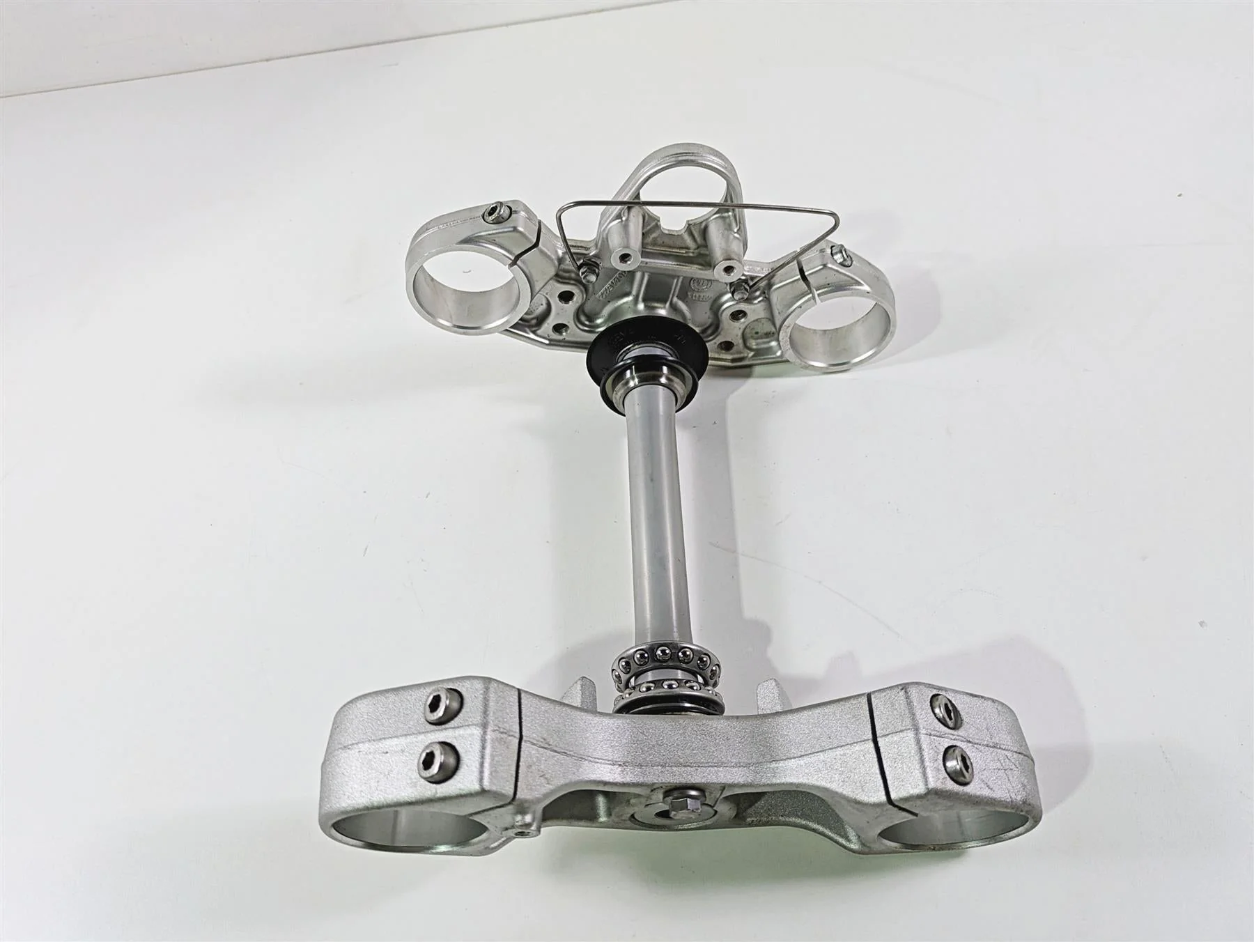 2015 Triumph Tiger Explorer XC Lower Upper Triple Tree Set T2041550 T2041622 - Image 10