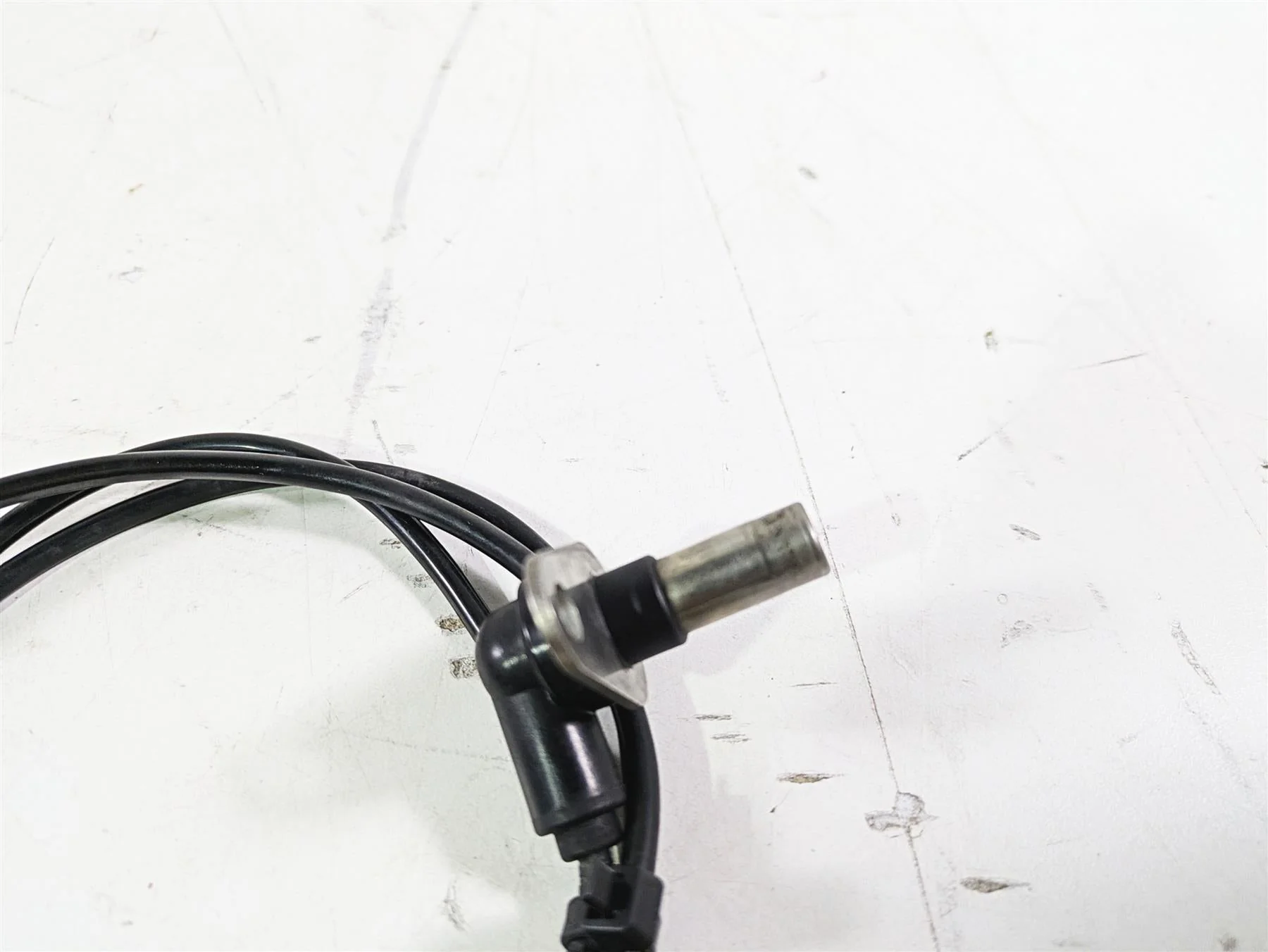 2015 Triumph Tiger Explorer XC Rear Abs Brake Wheel Speed Sensor T2024445 - Image 7