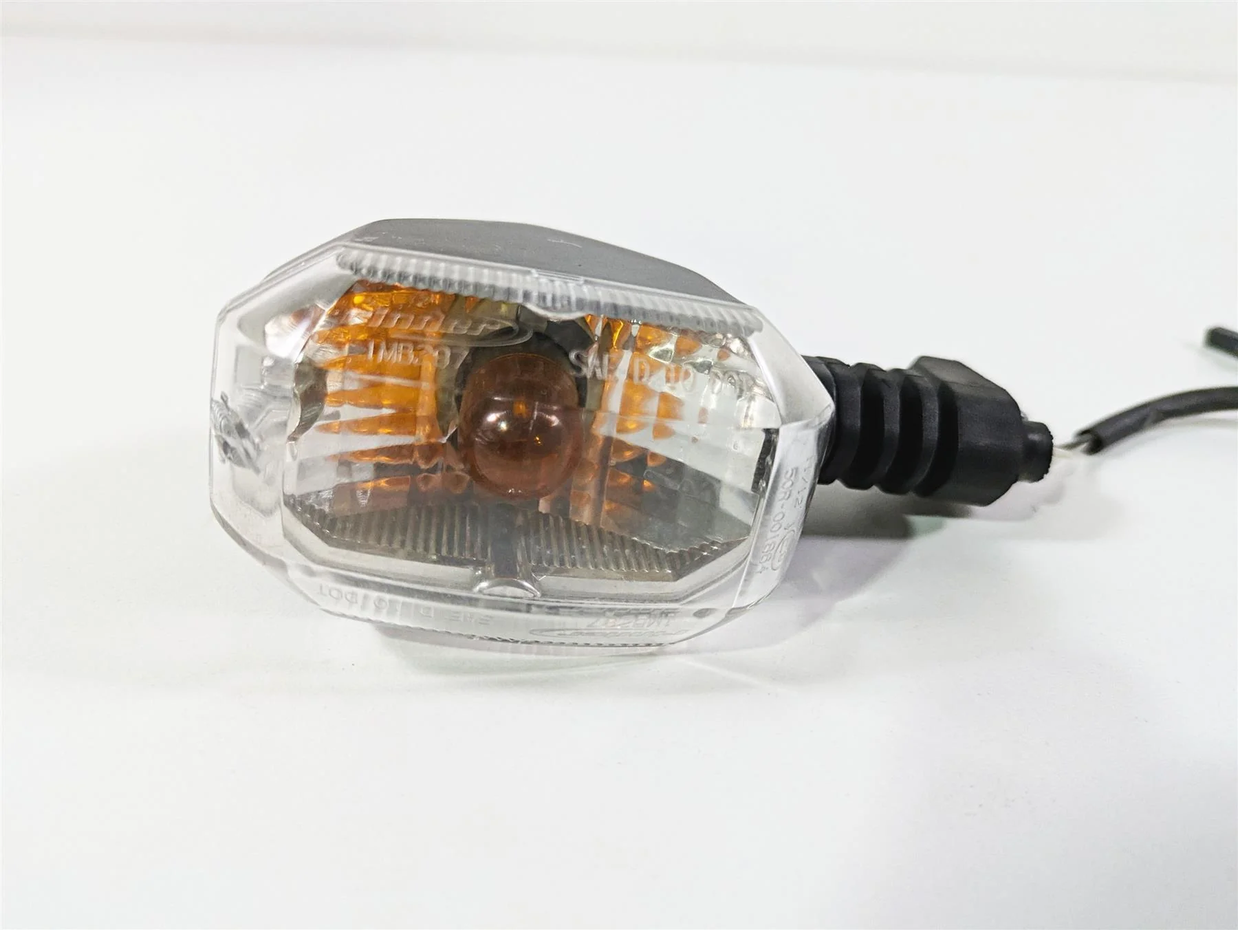 2015 Triumph Tiger Explorer XC Rear Blinker Turn Signal Set T2704220 T2704215 - Image 6