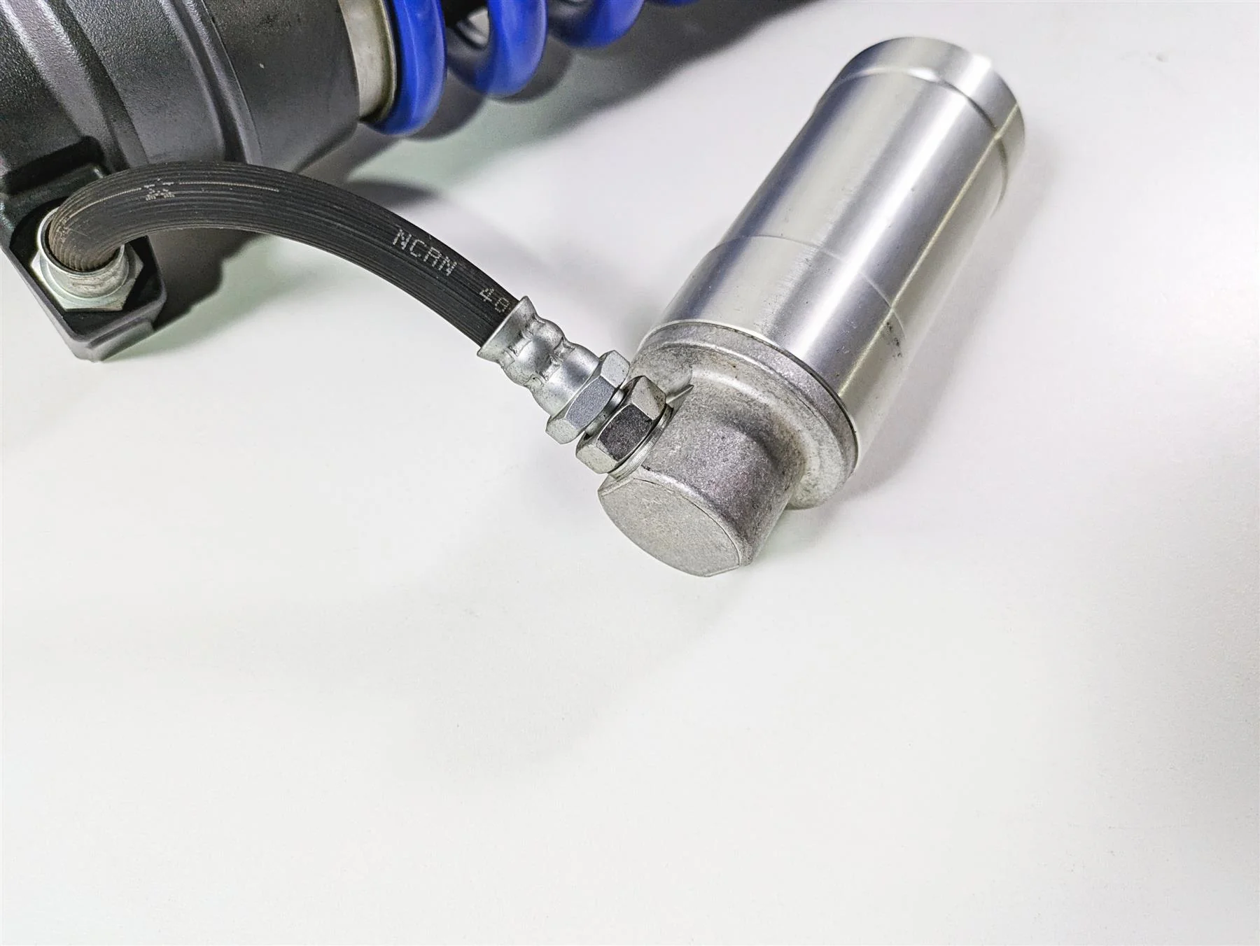 2015 Triumph Tiger Explorer XC Rear Suspension Shock Damper T2058500 - Image 10