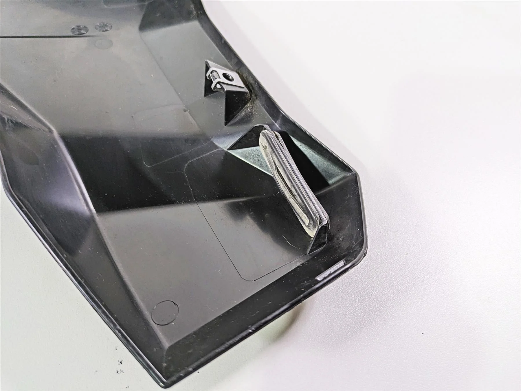 2015 Triumph Tiger Explorer XC Right Main Tank Fairing Cover Set T2304407 - Image 12