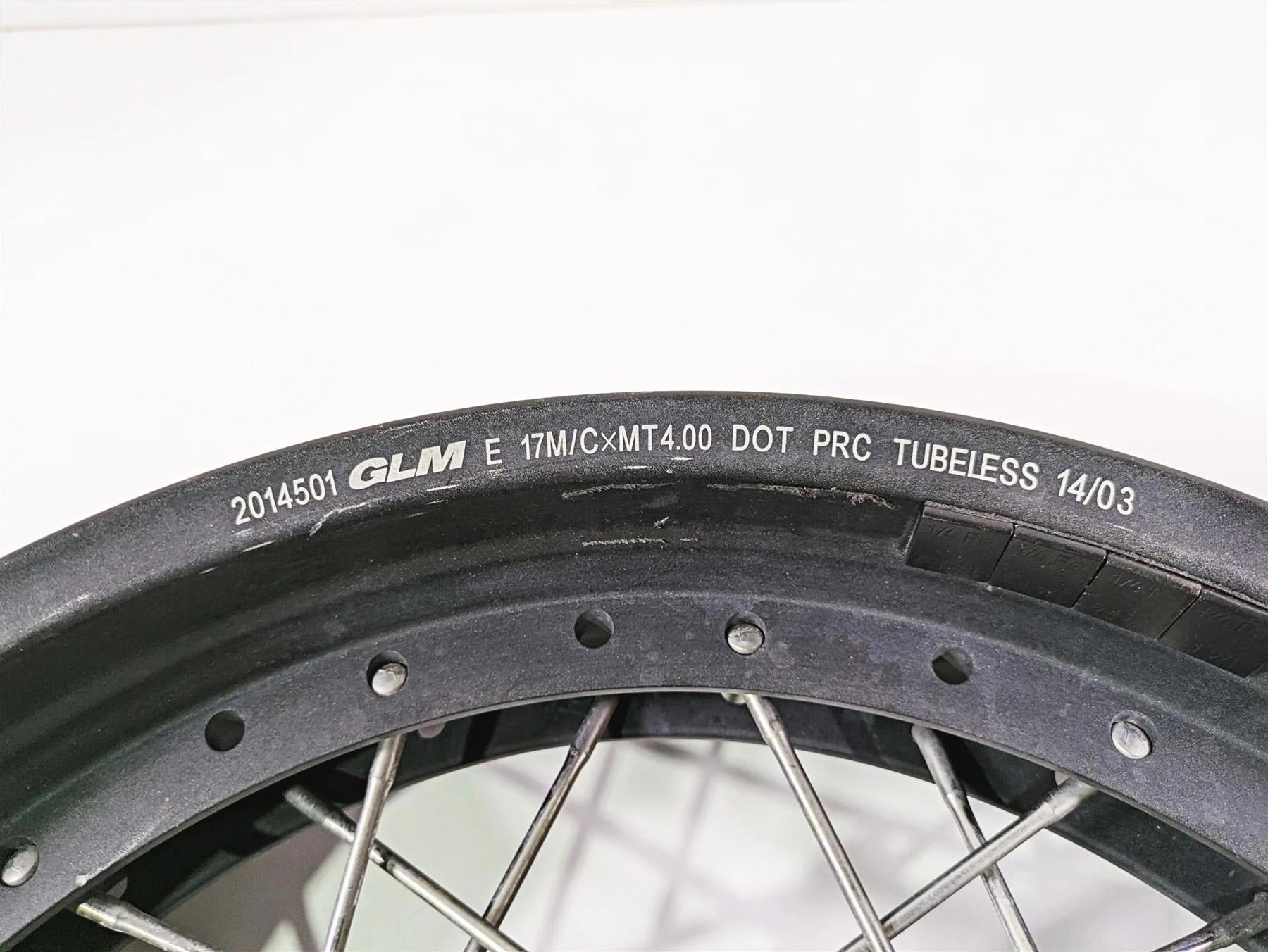 2015 Triumph Tiger Explorer XC Saxess 17x4 Rear Wheel Spoke Rim T2014600 - Image 4