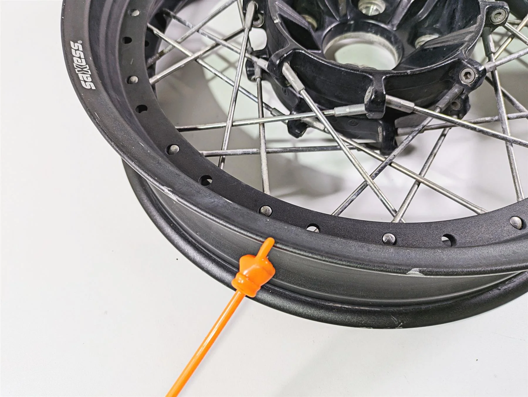 2015 Triumph Tiger Explorer XC Saxess 17x4 Rear Wheel Spoke Rim T2014600 - Image 5