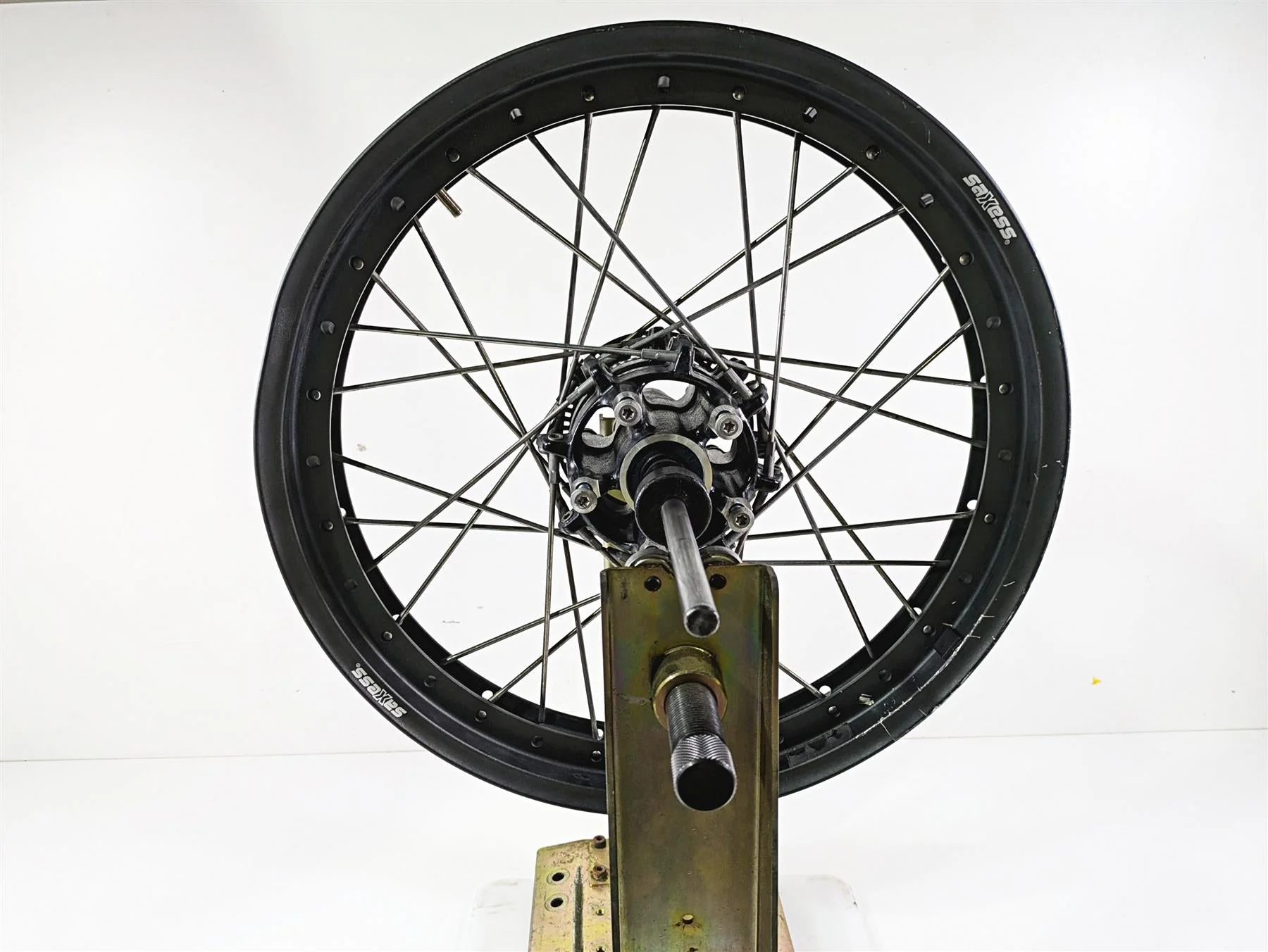 2015 Triumph Tiger Explorer XC Saxess 19x2.5 Dented Front Wheel Rim T2002300 - Image 3