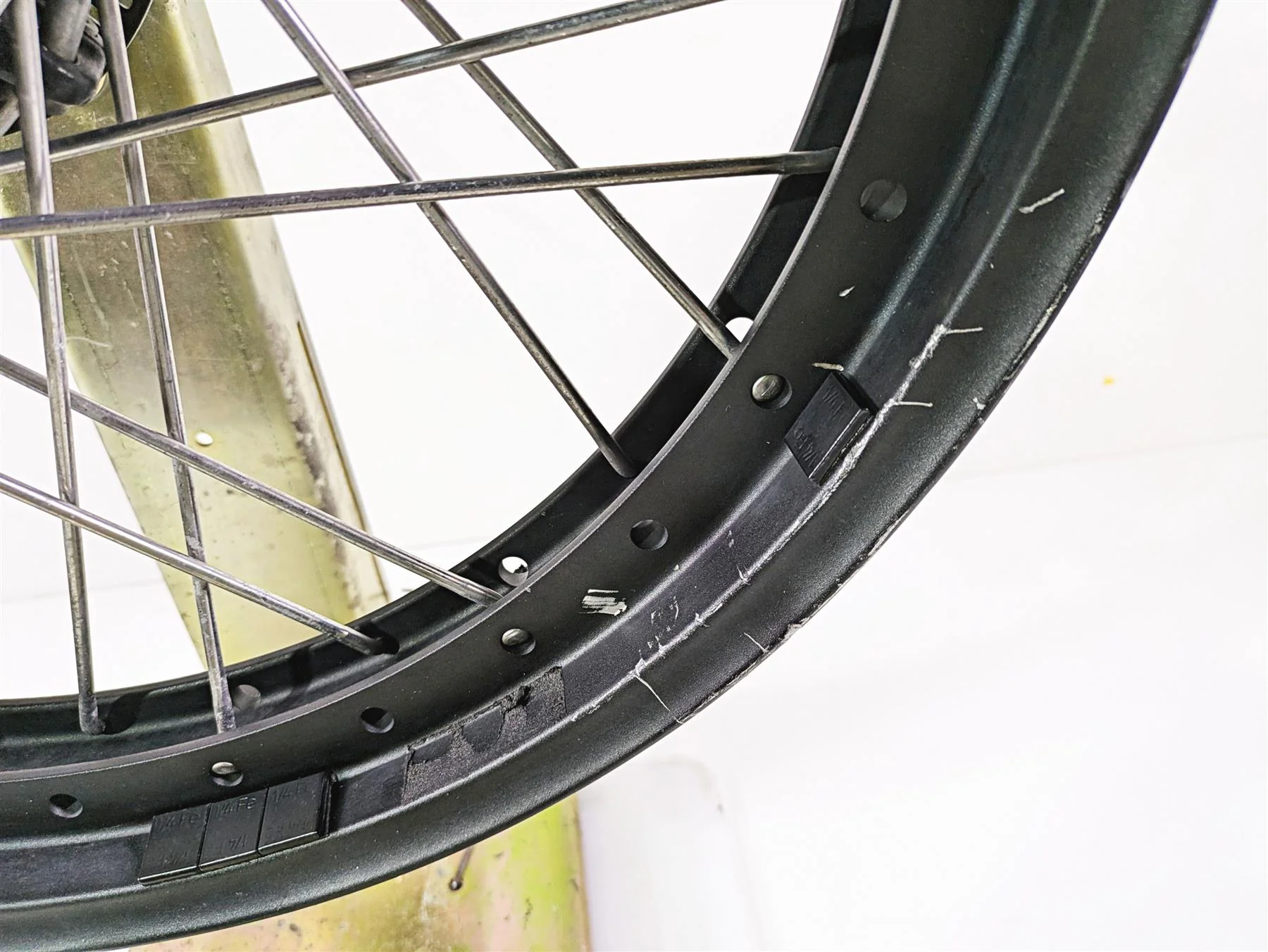 2015 Triumph Tiger Explorer XC Saxess 19x2.5 Dented Front Wheel Rim T2002300 - Image 5